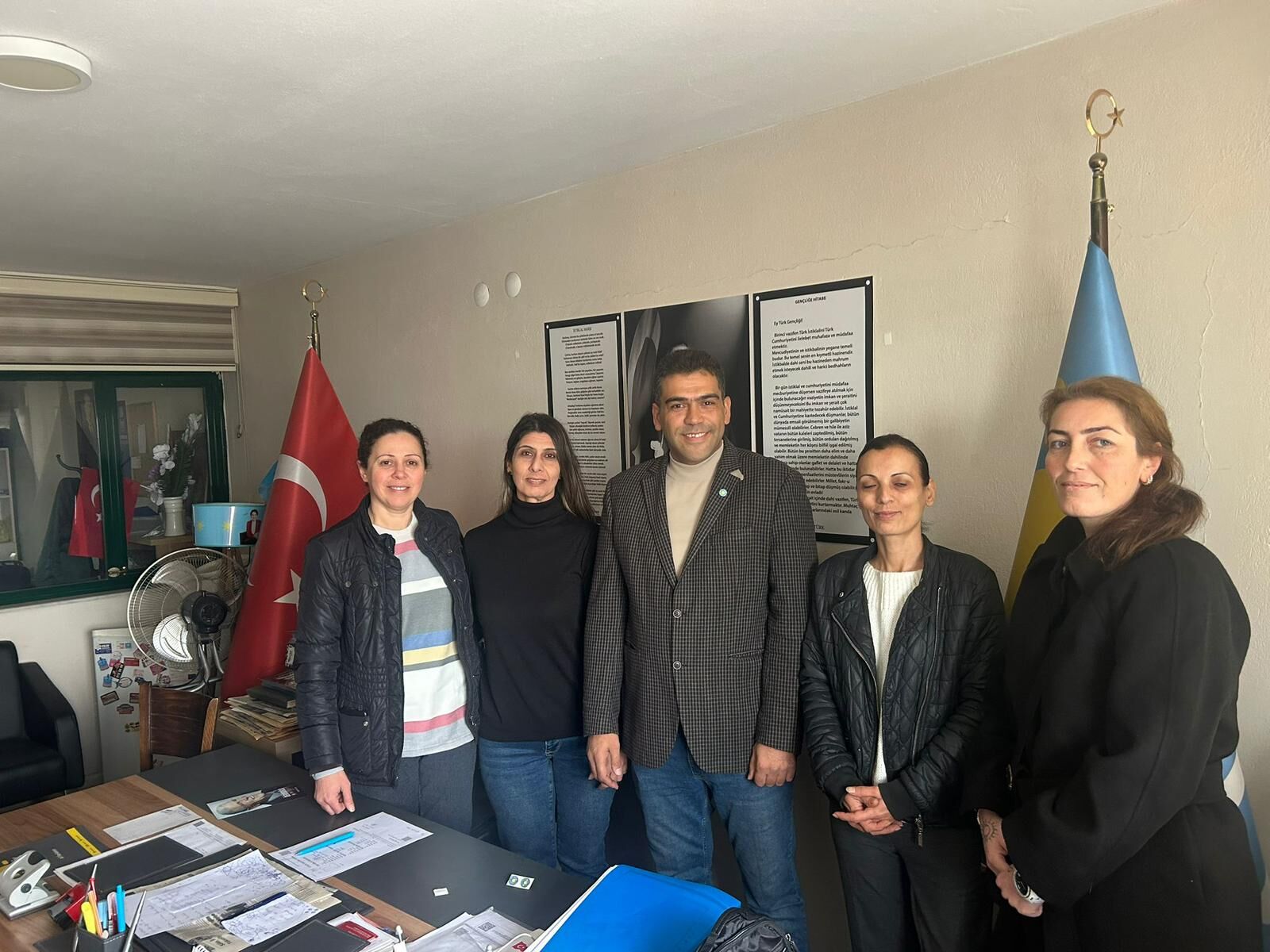 Iyi Parti Sokede Kadin Uye Sayisini Artiriyor 624039 Efa8B73D80754Ed38A325Ea569912De8