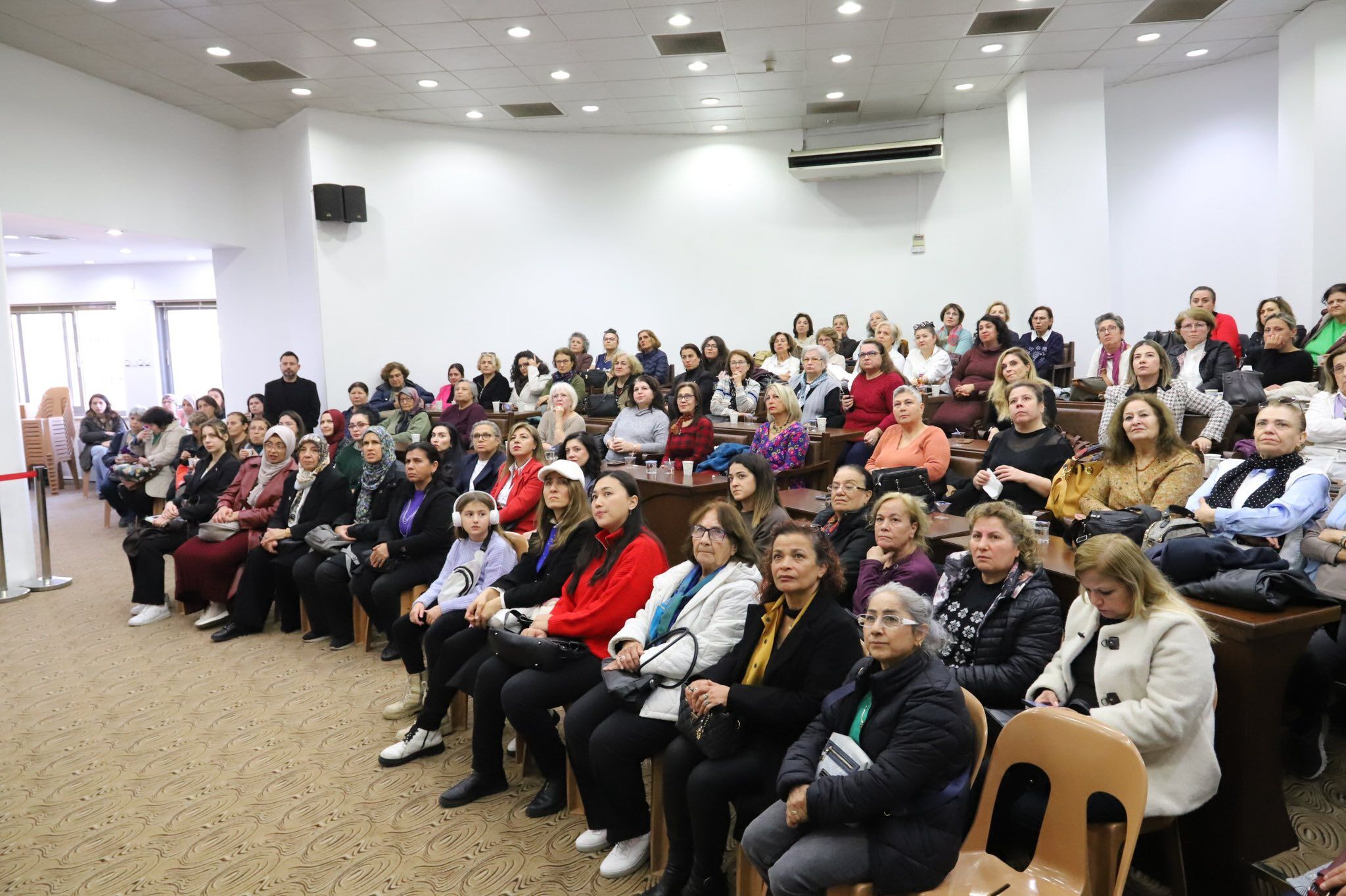 Kadin Meclisi Icin Nazillide Ilk Adim Atildi Kadinlar Yonetime Ortak Olacak 621624 2D83C678Cd5943B3Bc87590E6Db91E78