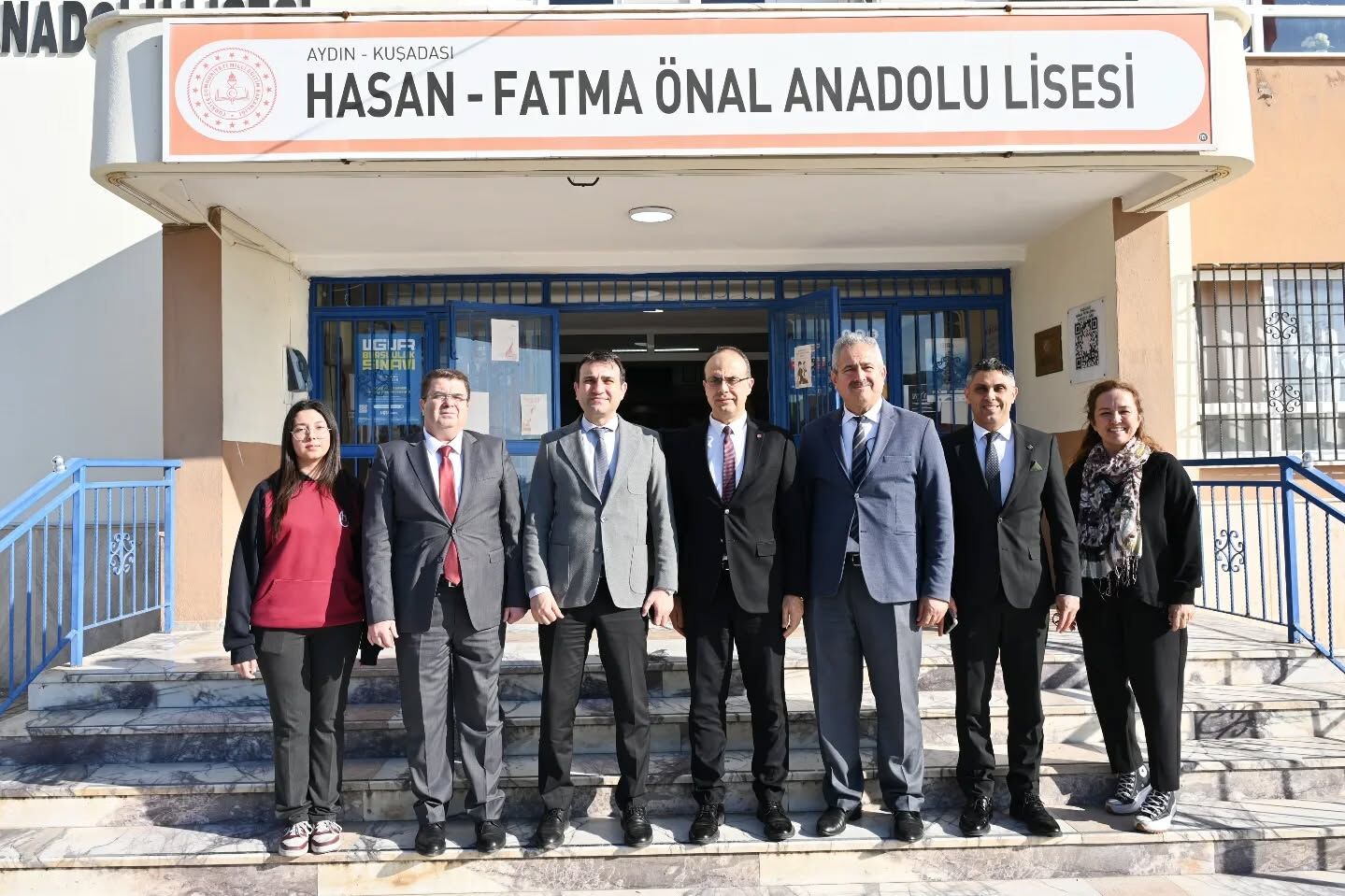 Kusadasinda Aile Temali Kacis Odasi Programi Duzenlendi Mudur Yigit Etkinlige Katildi Betul 623122 7D3E38F13E3E49D833Dc50Fc6Add9Cd7