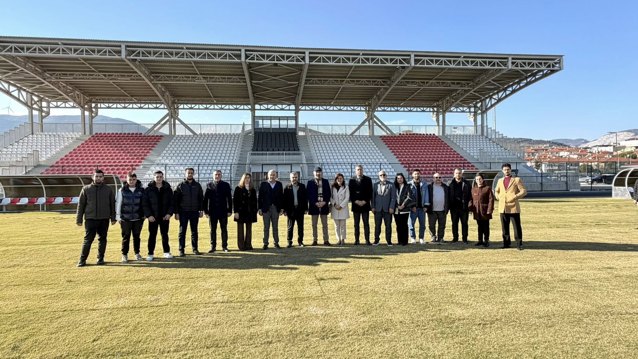 Milletvekili Ozmenden Soke Cikarmasi 626644 B254388A4E4D29F3C50Eb05Bdf1A2812