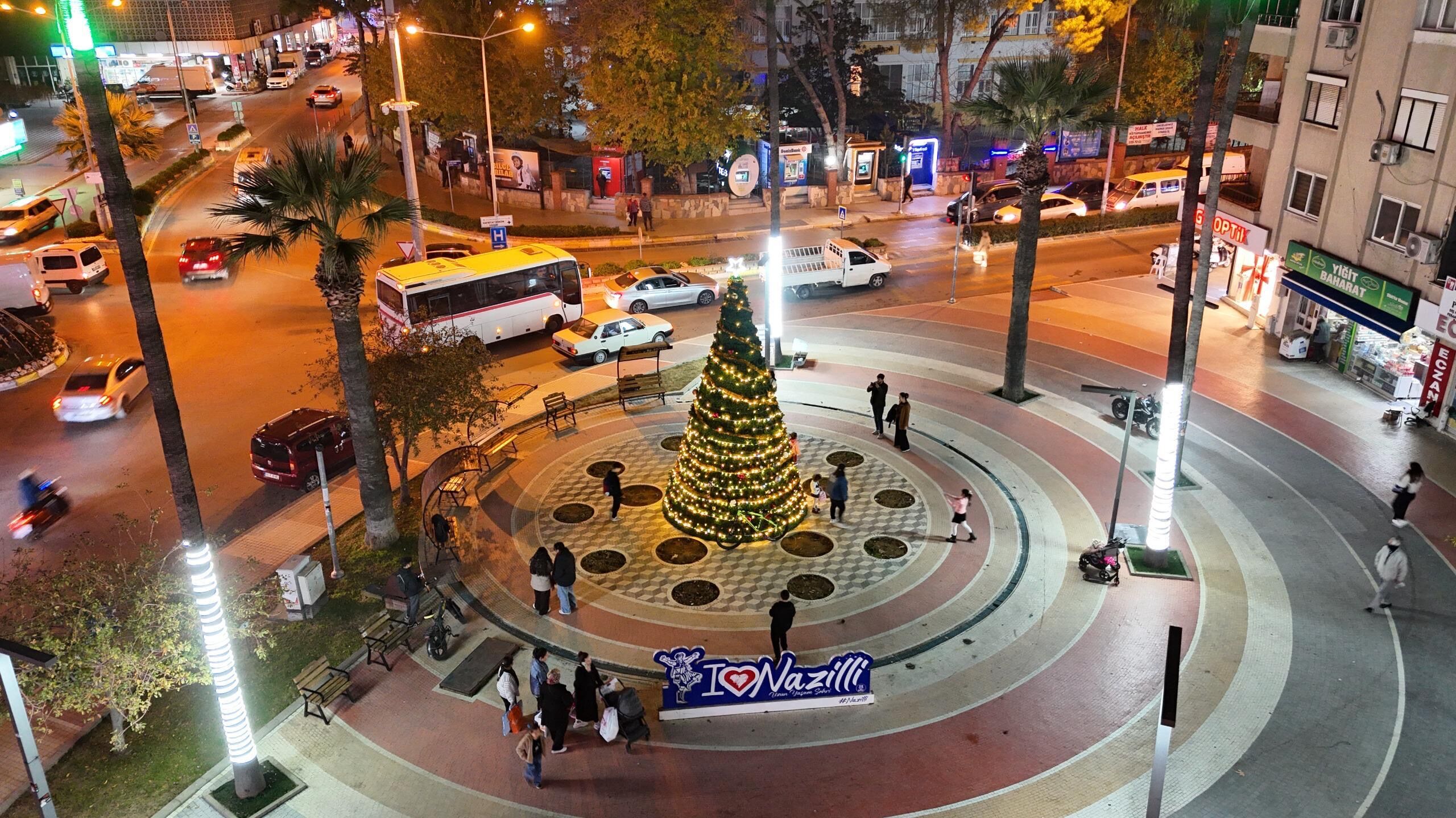 Nazilli Belediyesi Sehri Yeni Yila Hazirliyor 623415 327A3594686Ec2D2364C207Ecff0Df52