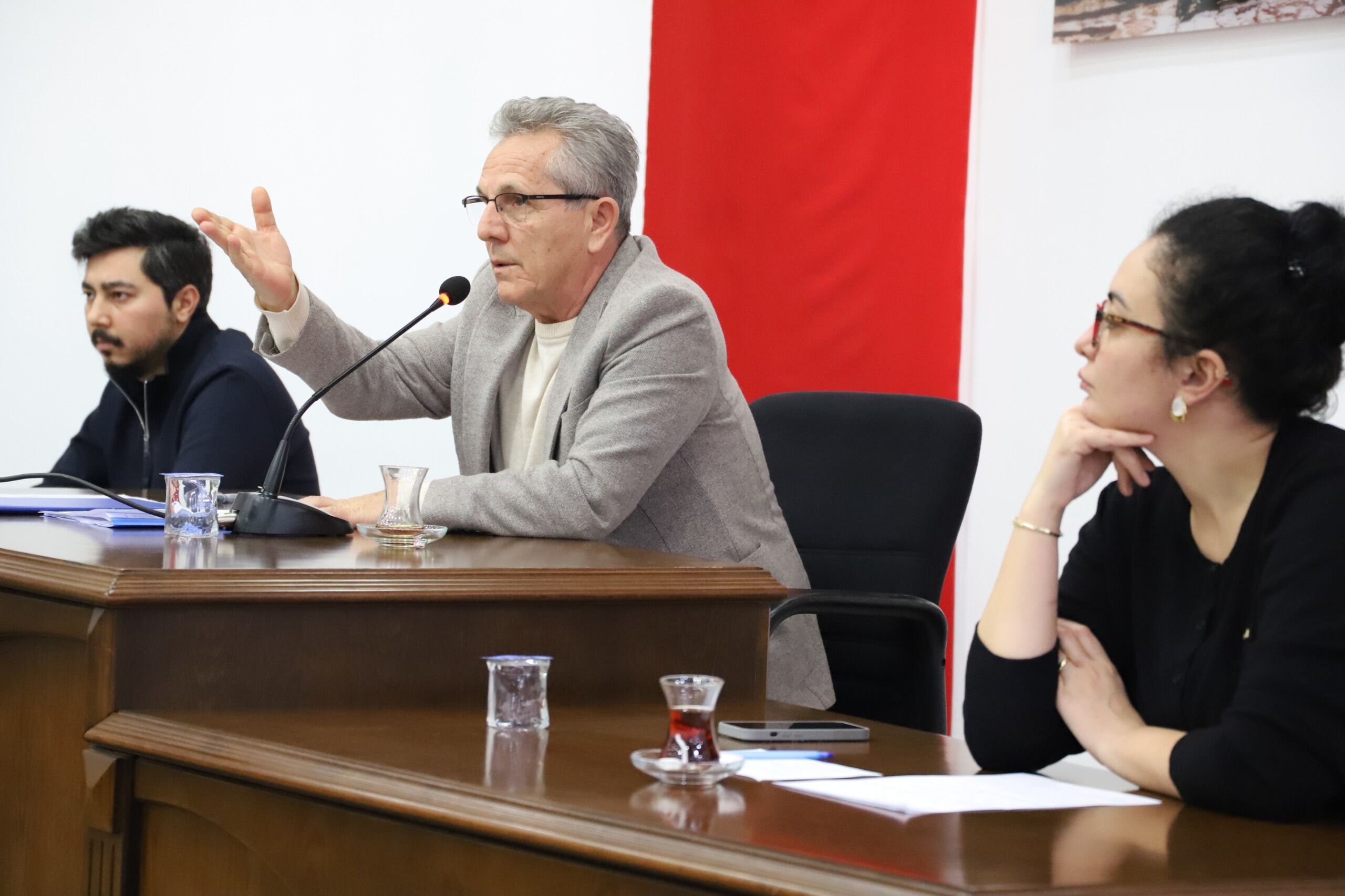 Nazillide Yilin Son Meclisi Toplandi Sokak Hayvanlarina Destek Atik Yemekler Gunde 250 Kilo Mamaya Donusecek 618631 C70624F120775768F0Bb161B77D5Fe51