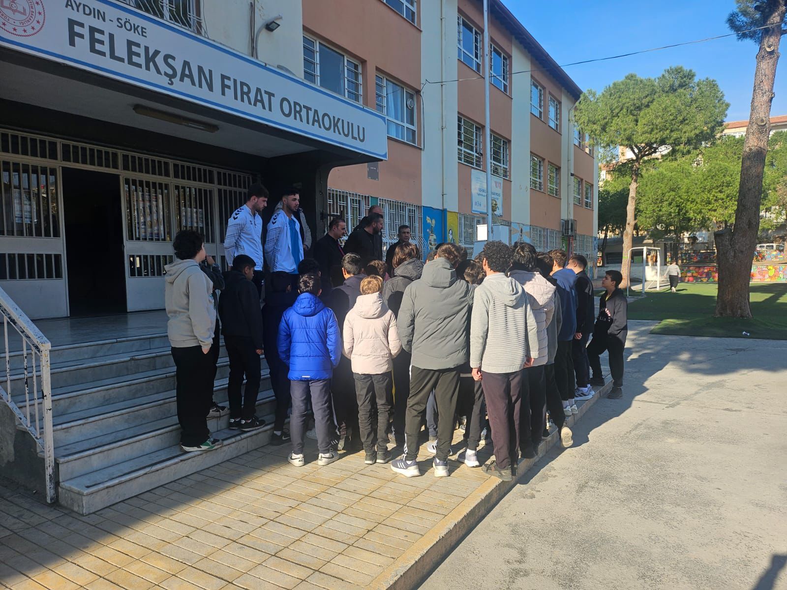 Soke 1970 Sk Ogrencilerle Bir Araya Geldi Deneyimlerini Paylastilar Betul 620799 0481E4D37Af791C4968E6519Cc0Bc8Fe