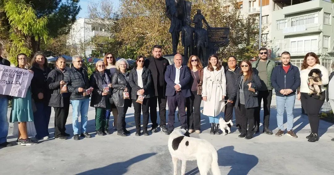 Sokede Hayvan Katliamina Karsi Eylem Chp Soke Hayvanseverlerle Meydana Cikti Baskan Firat Sessiz Kalmayacagiz Betul 620189 79Cf3C50B40812Be2860B7C9B63529B7