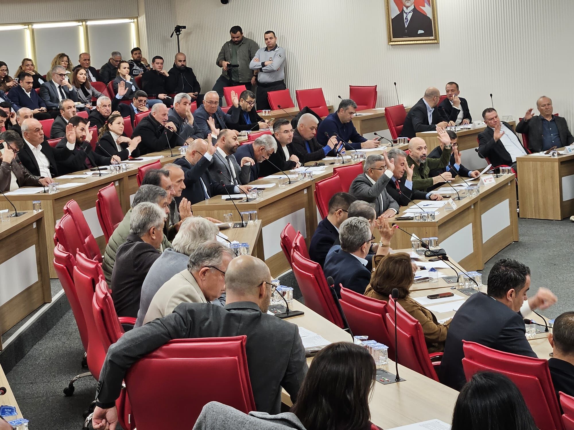 Çerçioğlu’nun veto verdiği kararlar tekrar kabul edildi
