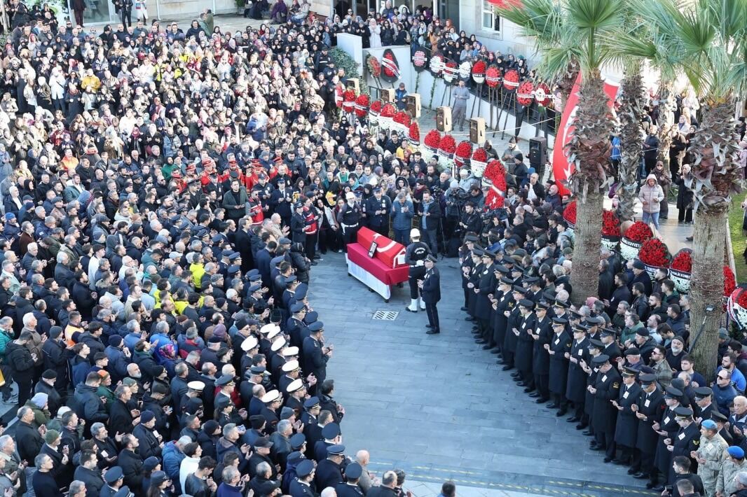 Whatsapp Image 2025 12 31 At 00.01.58 (1)