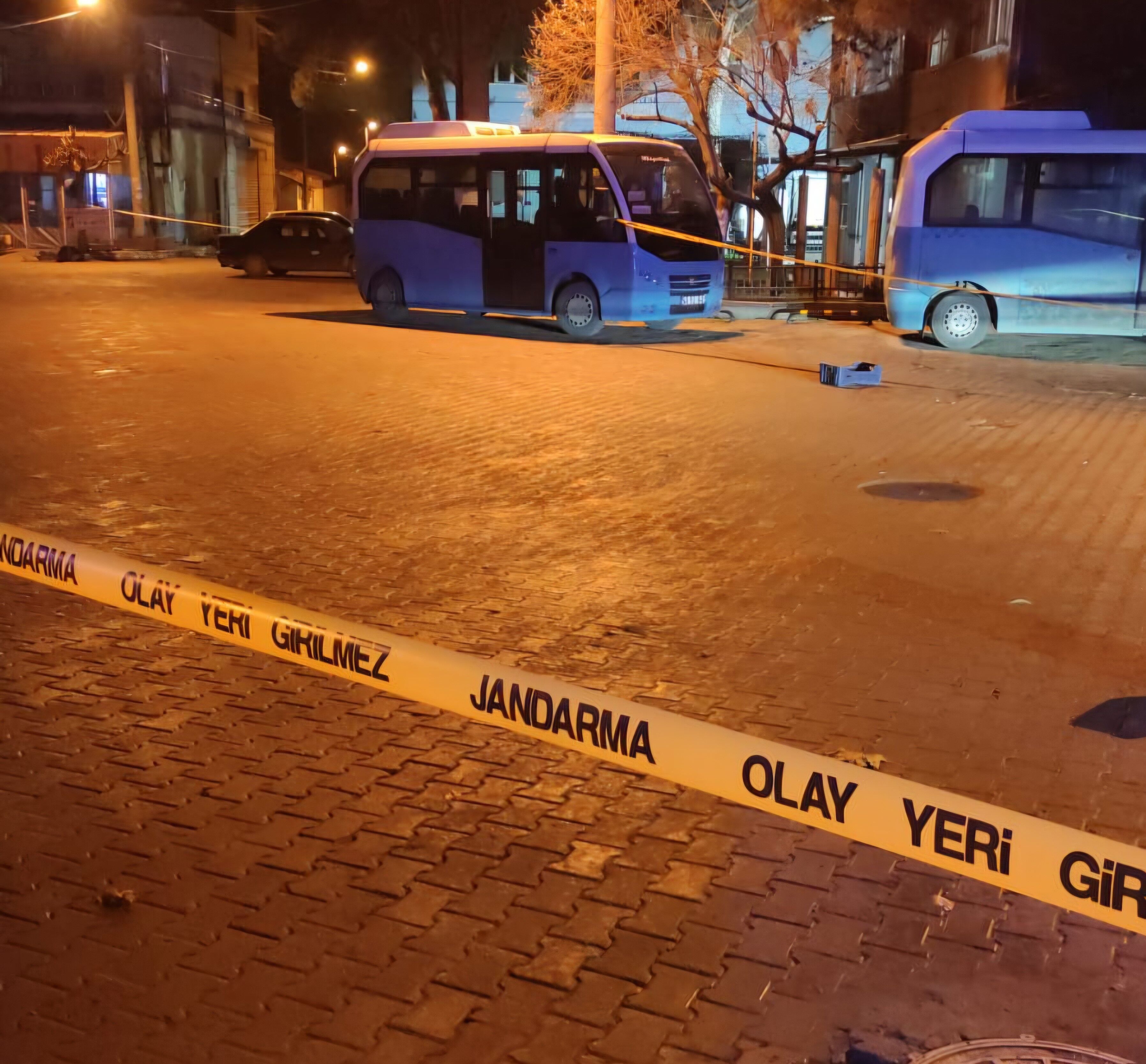 Alkollü 3 arkadaş arasındaki tartışma kanlı bitti