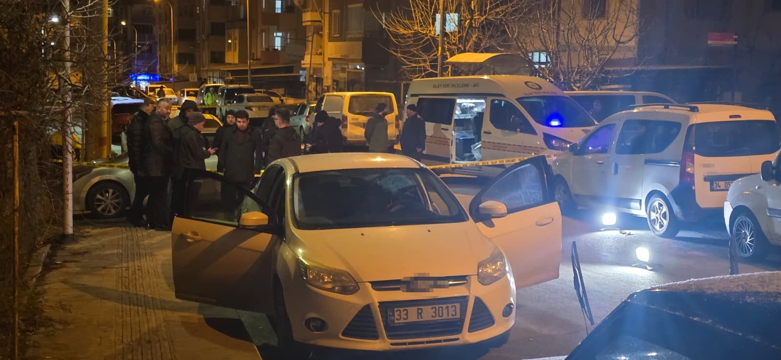 Polis memuru meslektaşını sokakta tabancayla vurdu