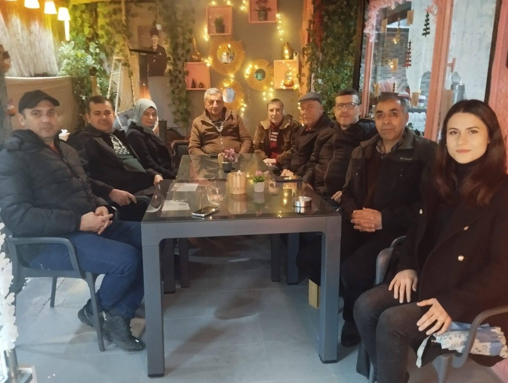 AK Parti Efeler'de çalışma sürüyor