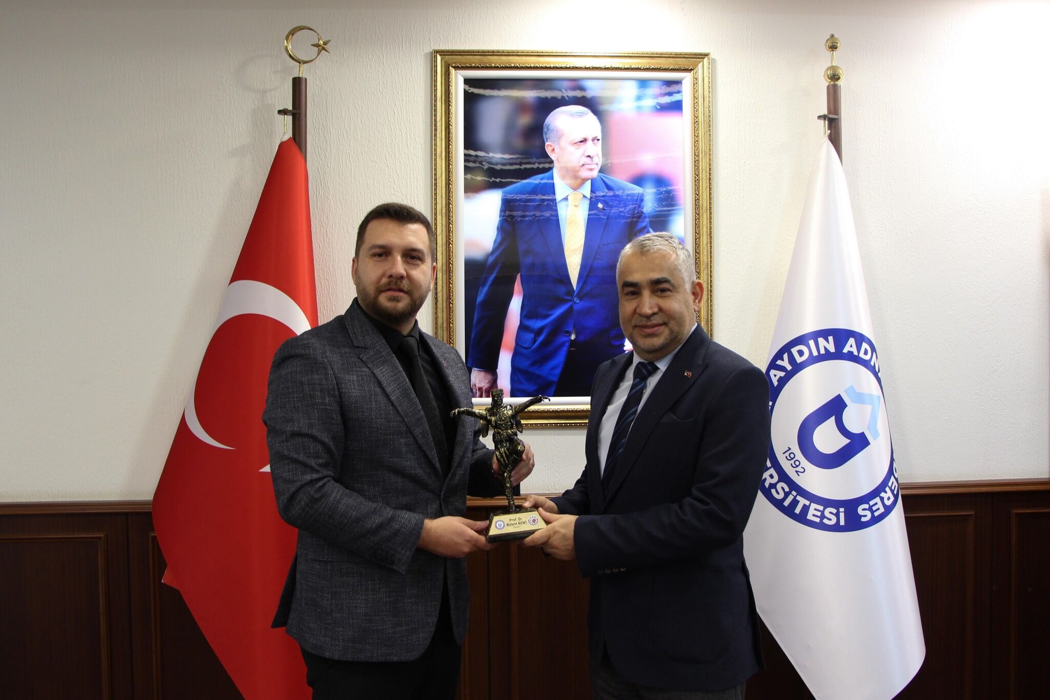 Ay Siaddan Aduye Anlamli Ziyaret Ziyarette Projeler Degerlendirildi Aydin Sanayi Ve Universite Is Birligiyle Gucleniyor 628755 E368C98Ded6Bb2C1Ee248Bc8Dd17Ab89