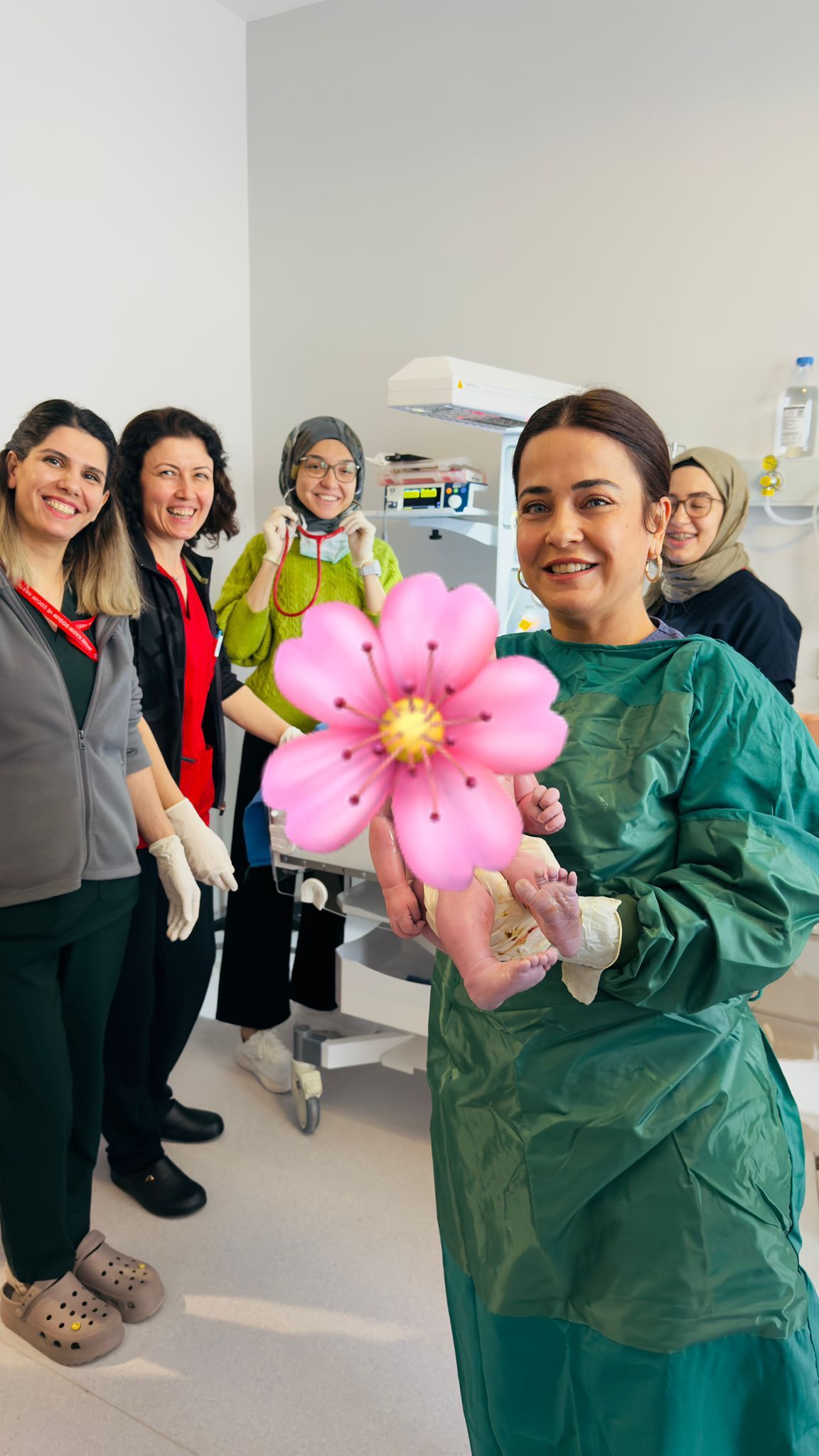 Aydın Şehir Hastanesi’nin ilk bebeği Arya oldu