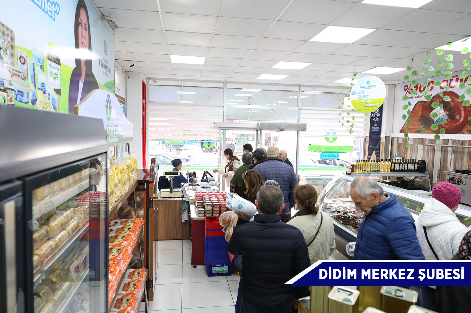 Baskan Cercioglu Vatandaslarin Yaninda Halk Ege Ette Buyuk Indirim 630399 F5117B3Bc20Ae8Eddb57D86928841Cef