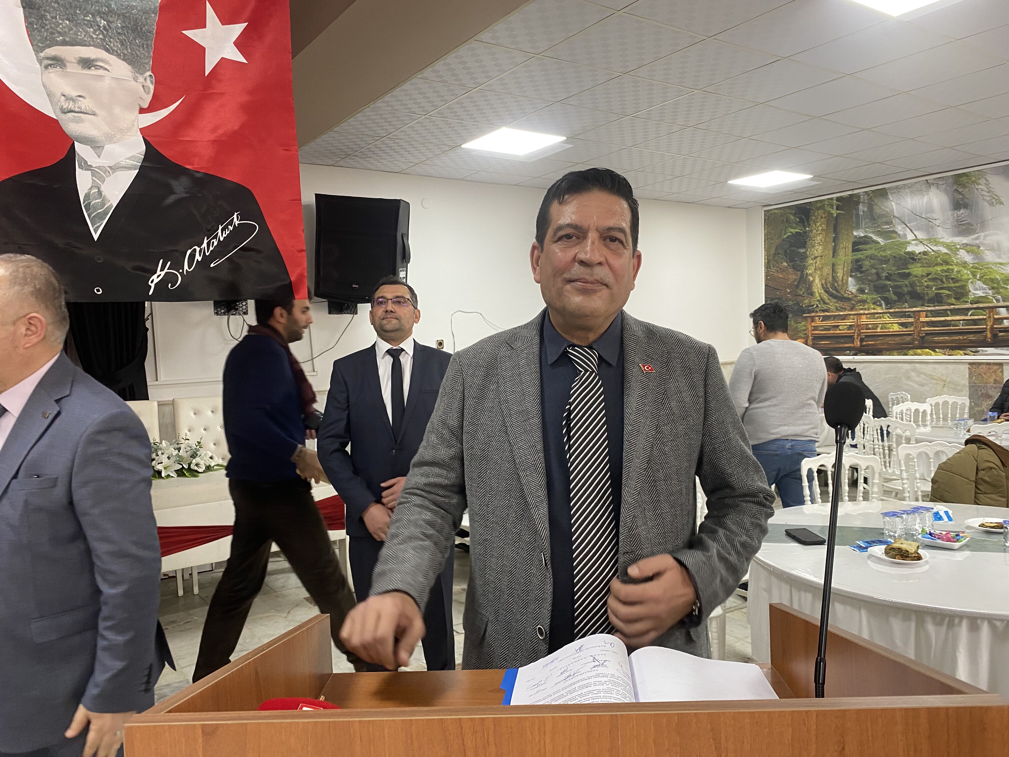 Başkan Durmaz’dan harç uygulaması çıkışı: “Cumhurbaşkanımız duysun bari. Bize sahip çıkacak kimse yok”