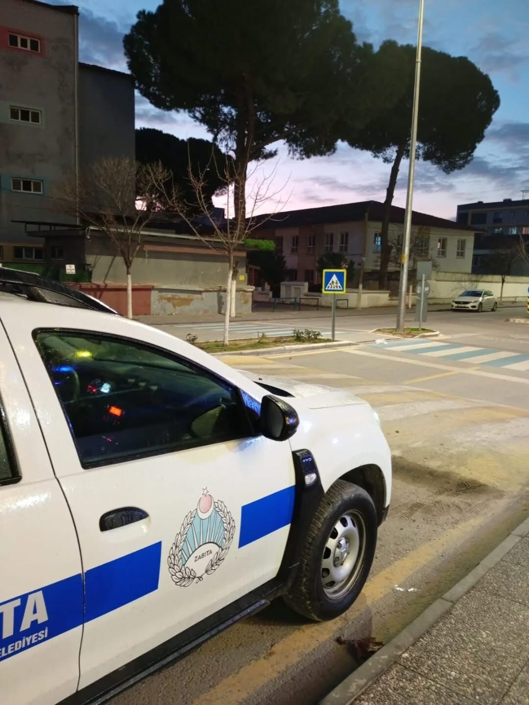 Germencik’te karne öncesi nöbet