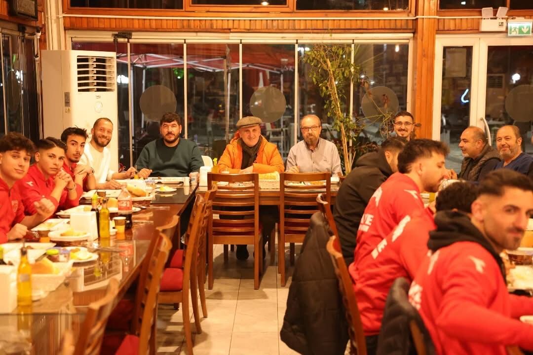 İncirliova’da Yazıderespor’a maç öncesi moral yemeği