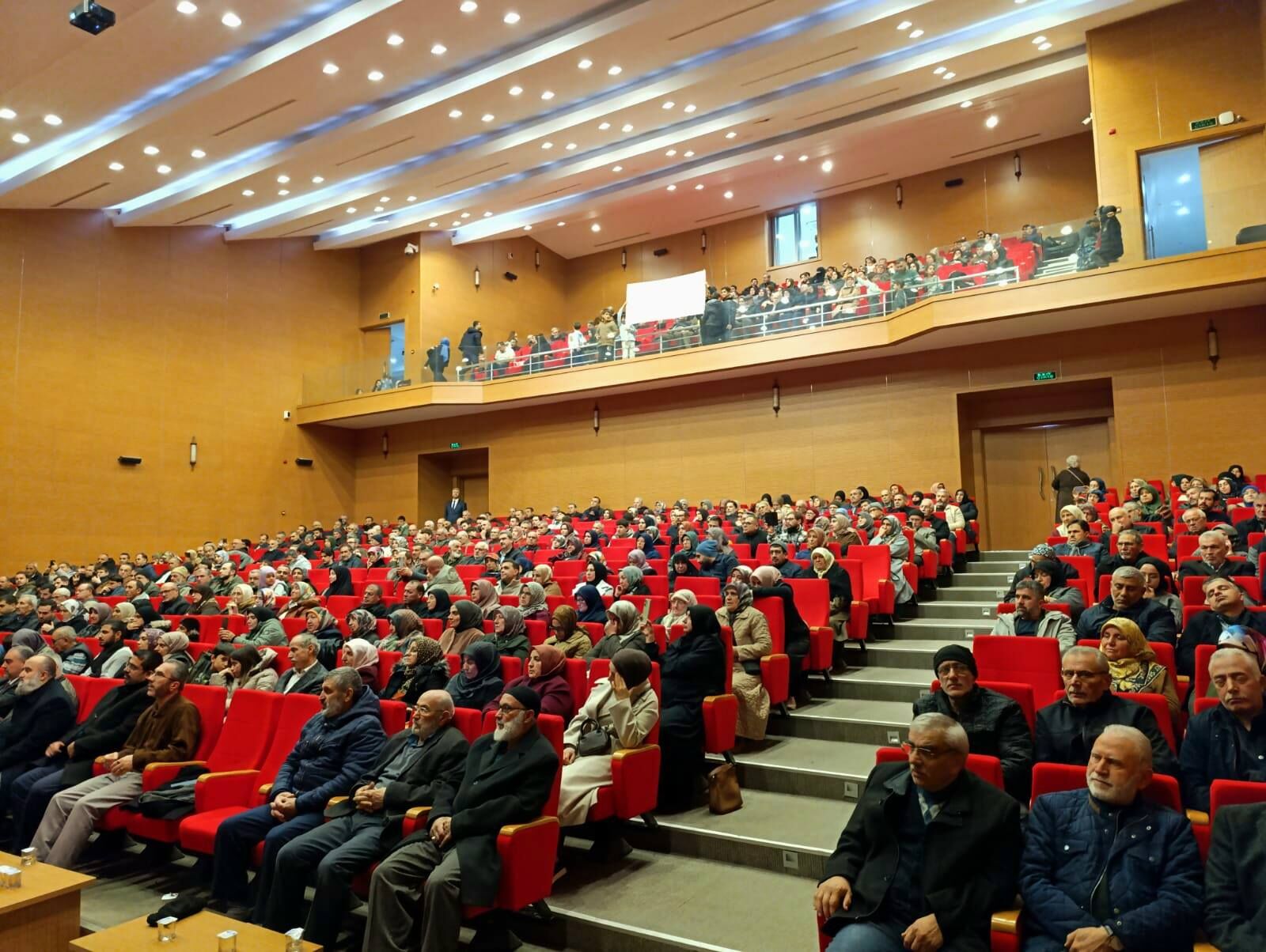 Mekkenin Fethi Aydinda Dualar Ve Kuran Tilavetleriyle Anildi 626867 55A47B1803C5Be4E14B0A453F070D8D7