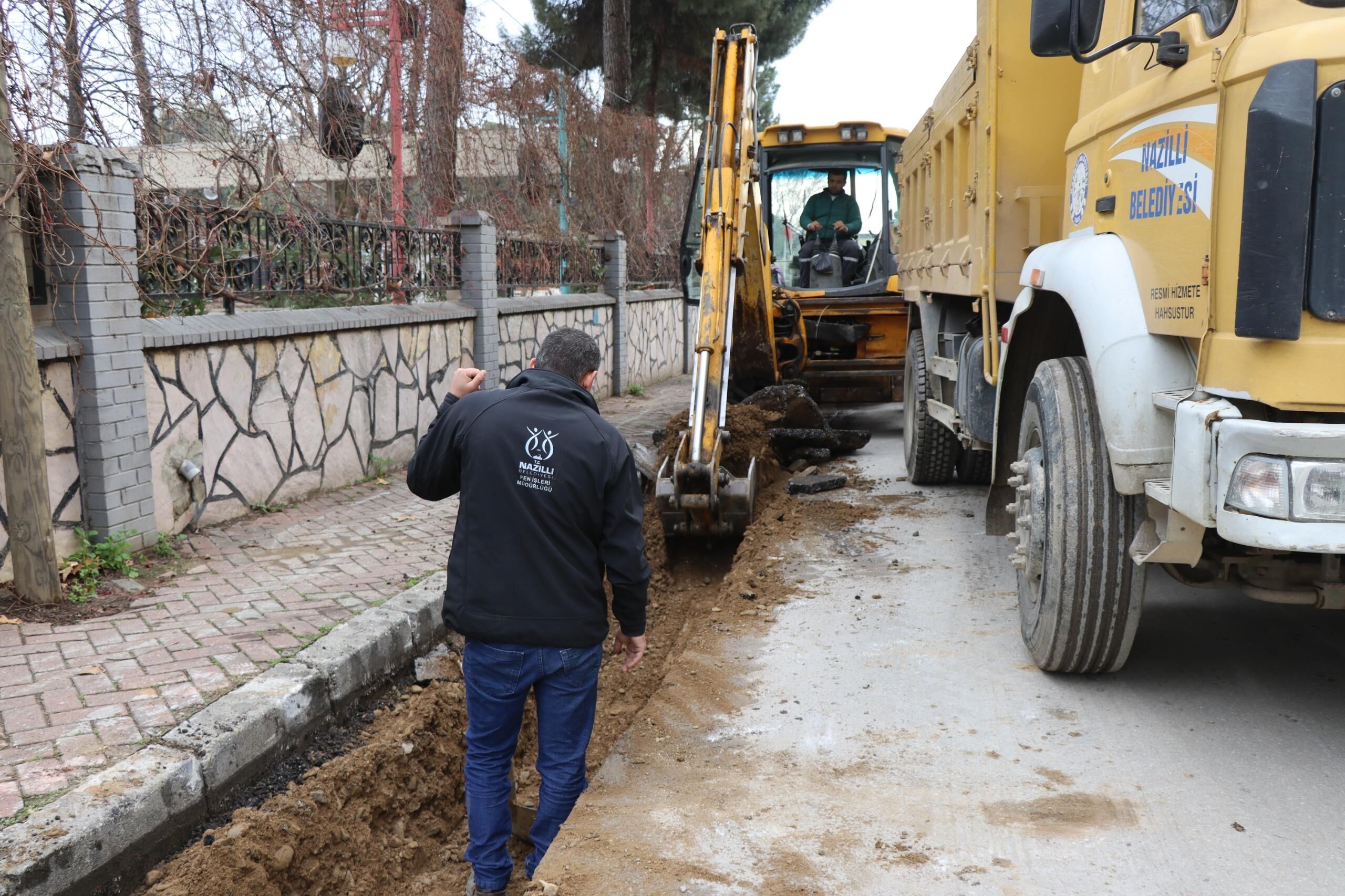 Nazillide Yarim Asirlik Icme Suyu Hatlari Yenileniyor Baskan Tetikten Buyuk Hamle 627781 53C5D48022Ecdac54F4616377B2922C6
