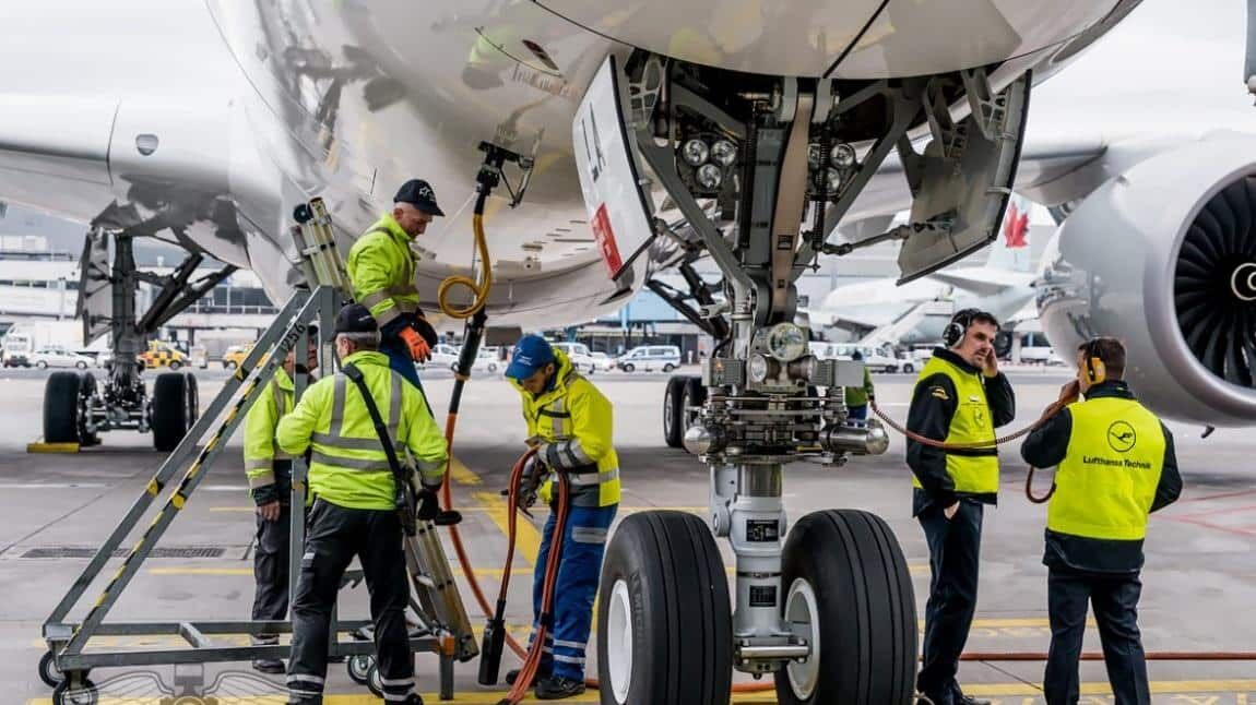 Uçak Bakım Ve Onarım