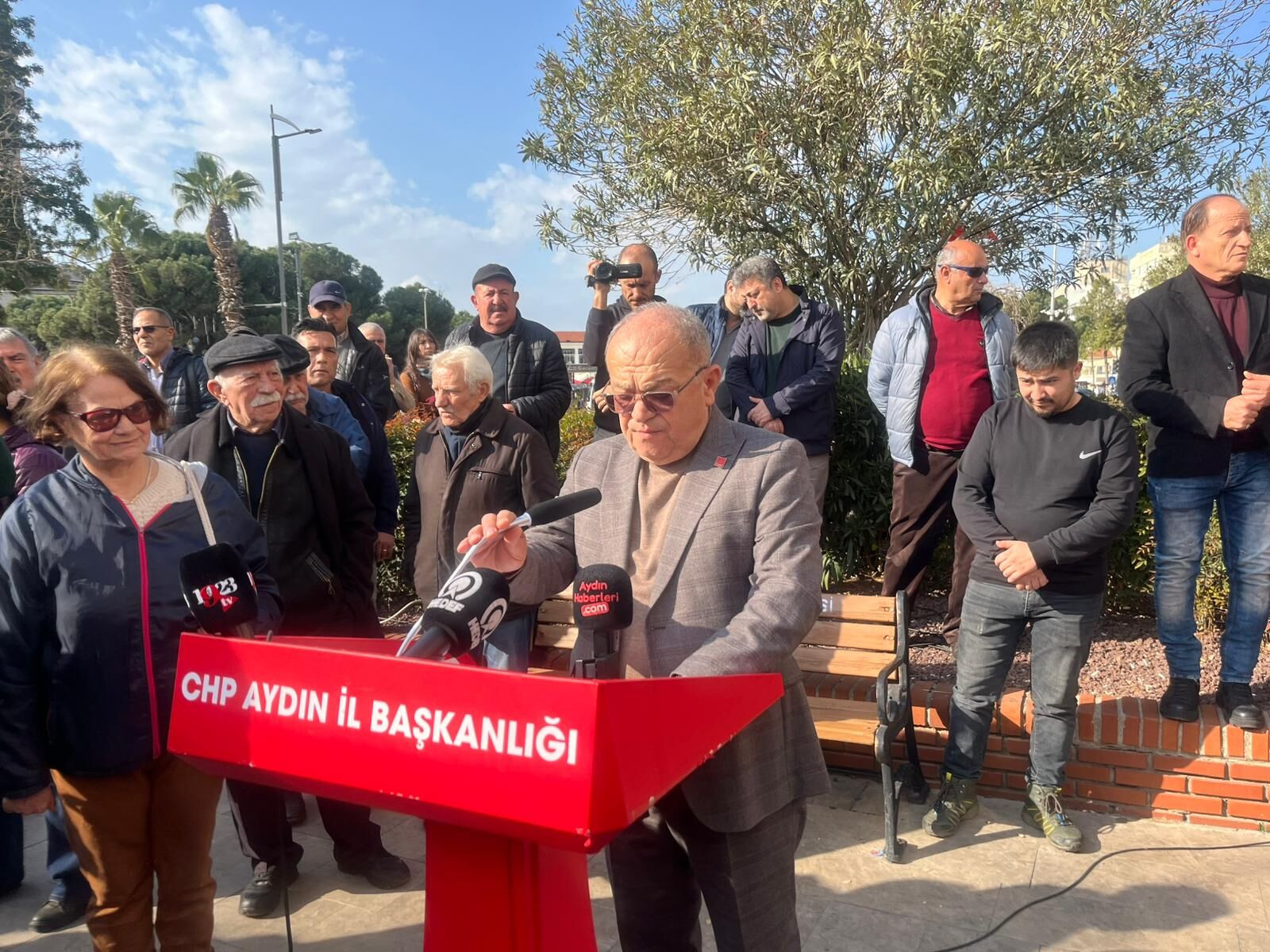 CHP Aydın’dan iktidara emekli maaşına zam tepkisi: “2026 geçim değil, seçim yılı olacak”