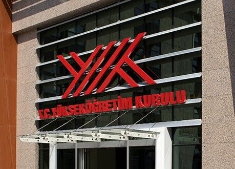 YÖK'ten 'cuma namazı' düzenlemesi talebi: Üniversitelere yazı gönderildi
