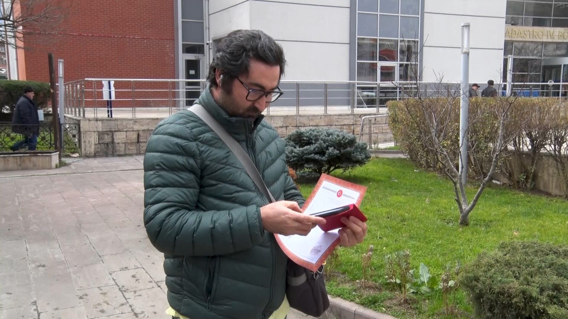Ev alırken yaşadıklarını anlatan vatandaş çağrı yaptı