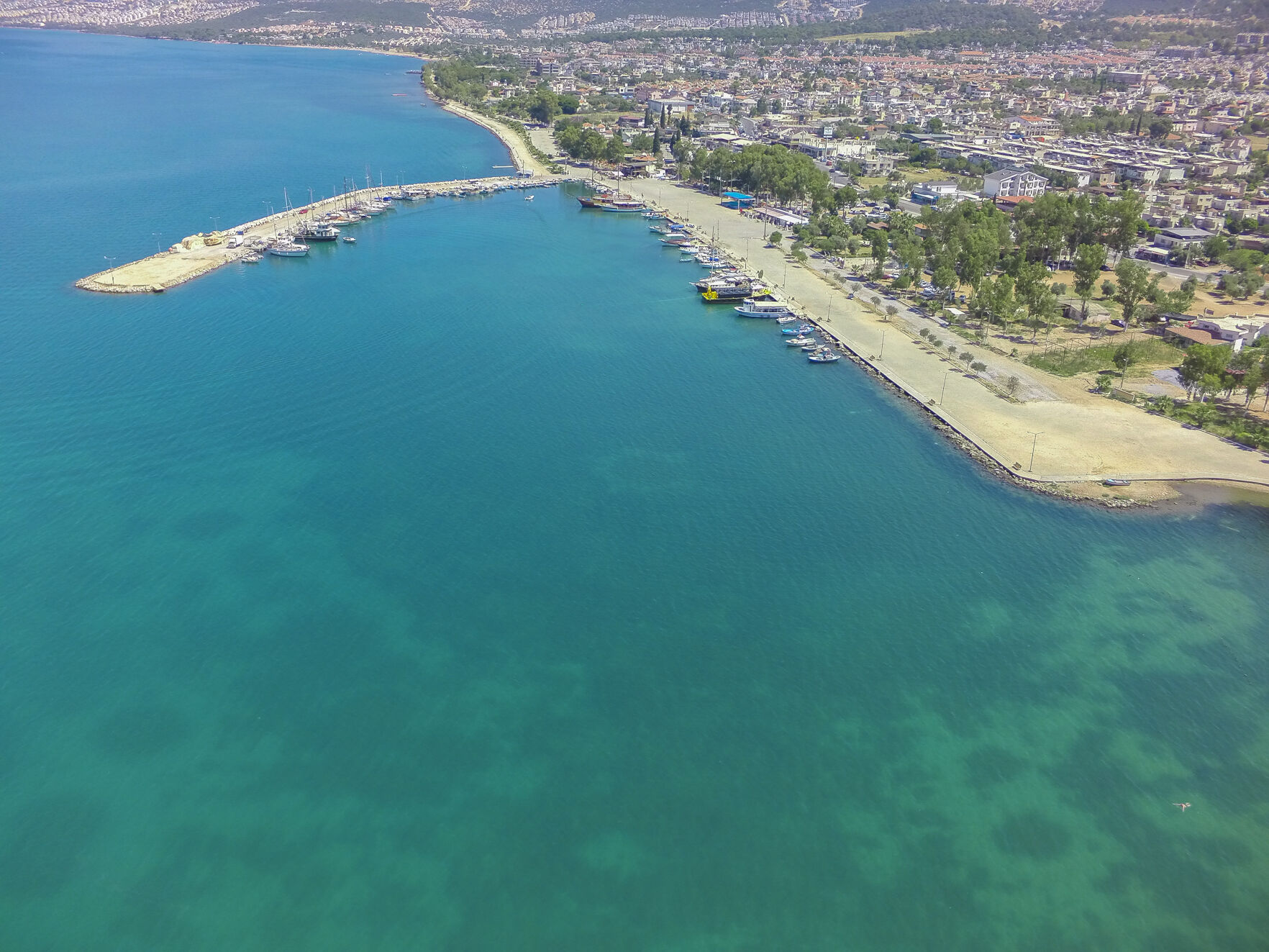 Akbuk Mahalle Muhtari Camli Aritma Tesisi Projesini Degerlendirdi Mahallemizin Yazin Yasadigi En Buyuk Sikinti Hallolmus Olacak 639403 879D3Bdf3452166Db80C70Ecf3656598