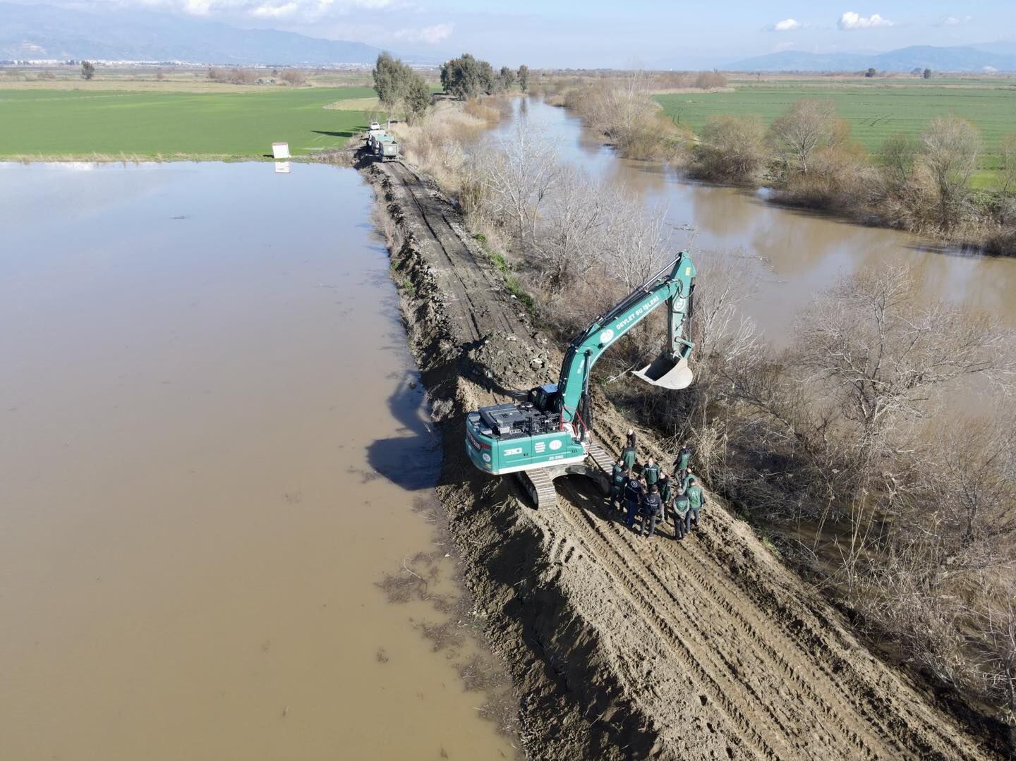 Aydinda Buyuk Menderes Tasti Mudur Cinar Yerinde Inceleme Yapti Her Iki Baslik Da Kullanilsin 635805 C2421805F321Fff6B6A8F758539A2Bde