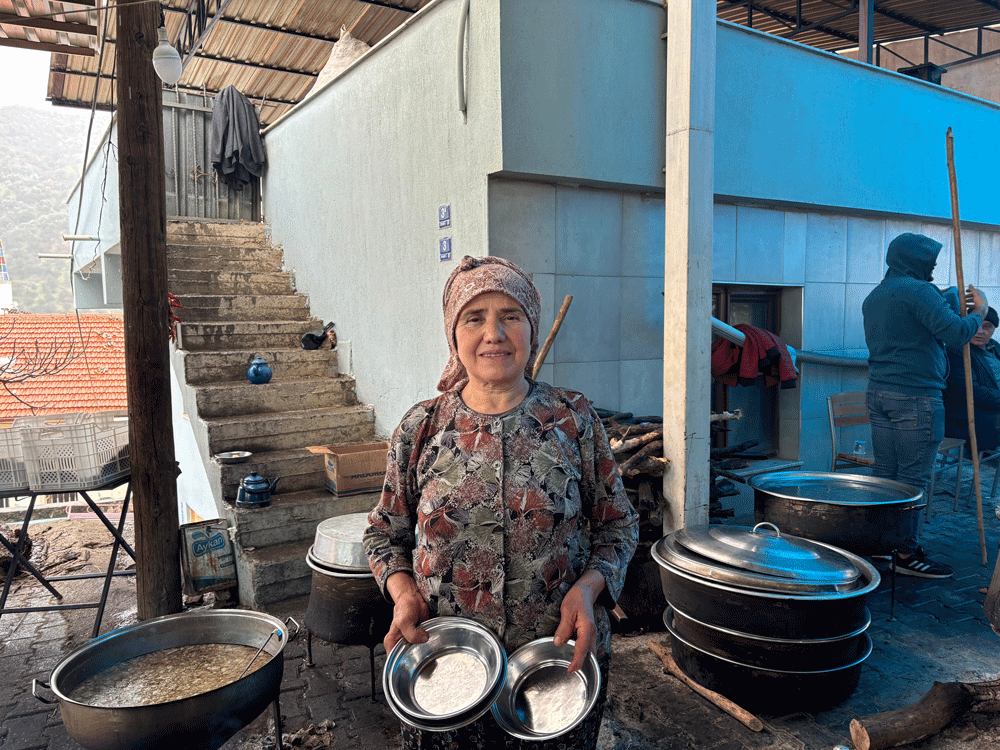 Aydın’da düğün adetleri değişmedi: Eski gelenekler bu mahallede yaşatılıyor