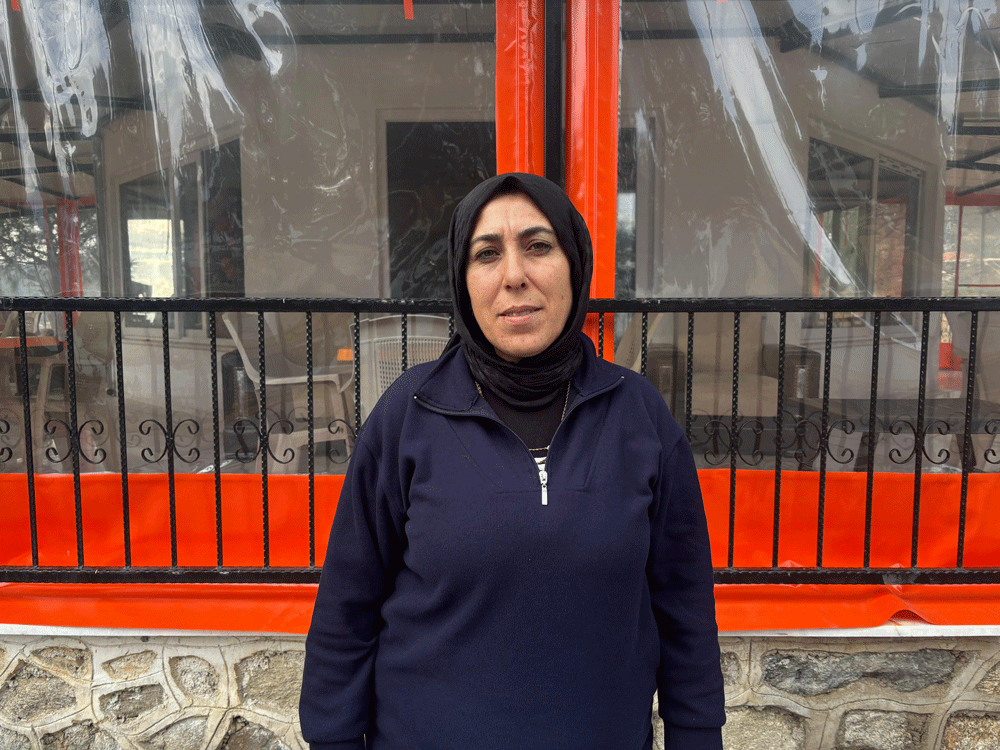 Aydınlı girişimci kadın çocukları için başardı: Çay bahçesi mahallenin gözdesi oldu