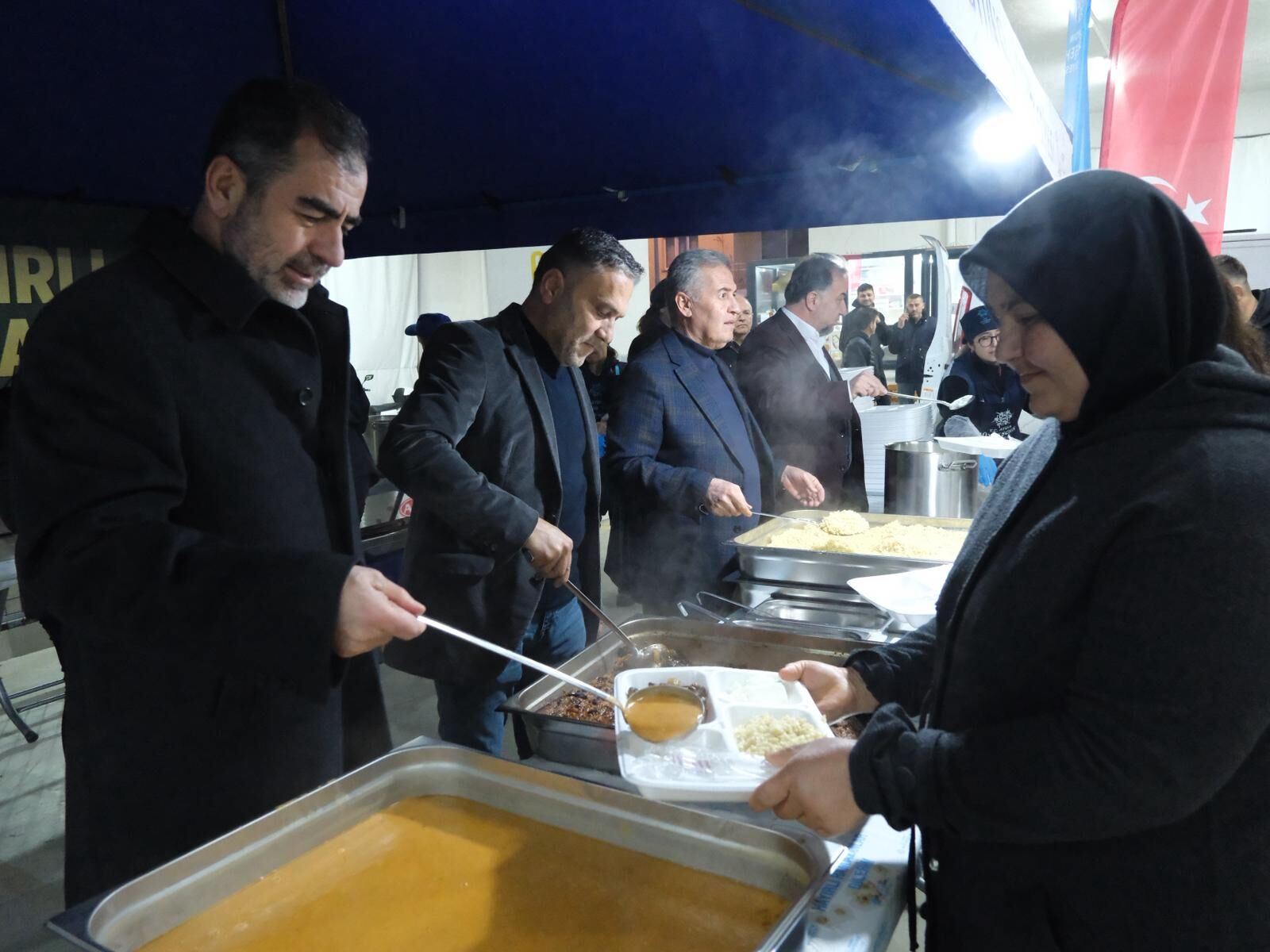 Baskan Cercioglu Aydinin Dort Bir Yaninda Vatandaslari Iftar Sofralariyla Bulusturuyor 641162 152F0B9956425532D5720B5952936Ea3