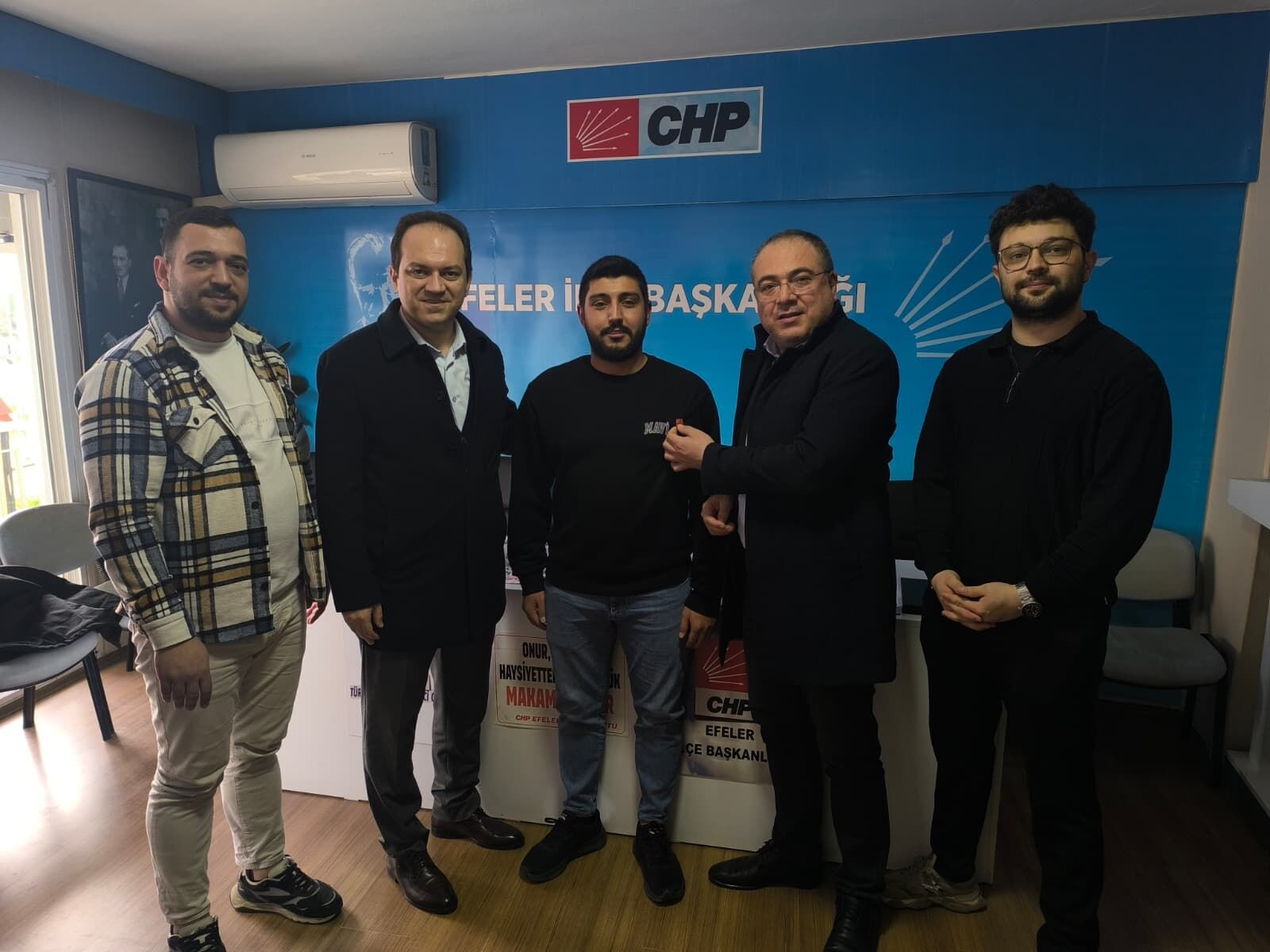 Chpli Karakozdan Efeler Cikarmasi Gundemi Degerlendirdi 638813 1E15D9Ecc06109Fd4E4B7A3C46C48E4D
