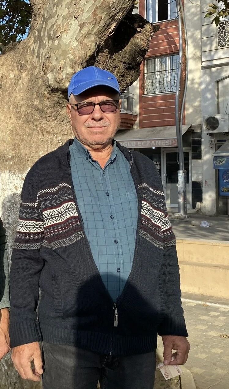 Ege otlarıyla sağlığı buldu: 76 Yaşındaki adam gençlere taş çıkarıyor