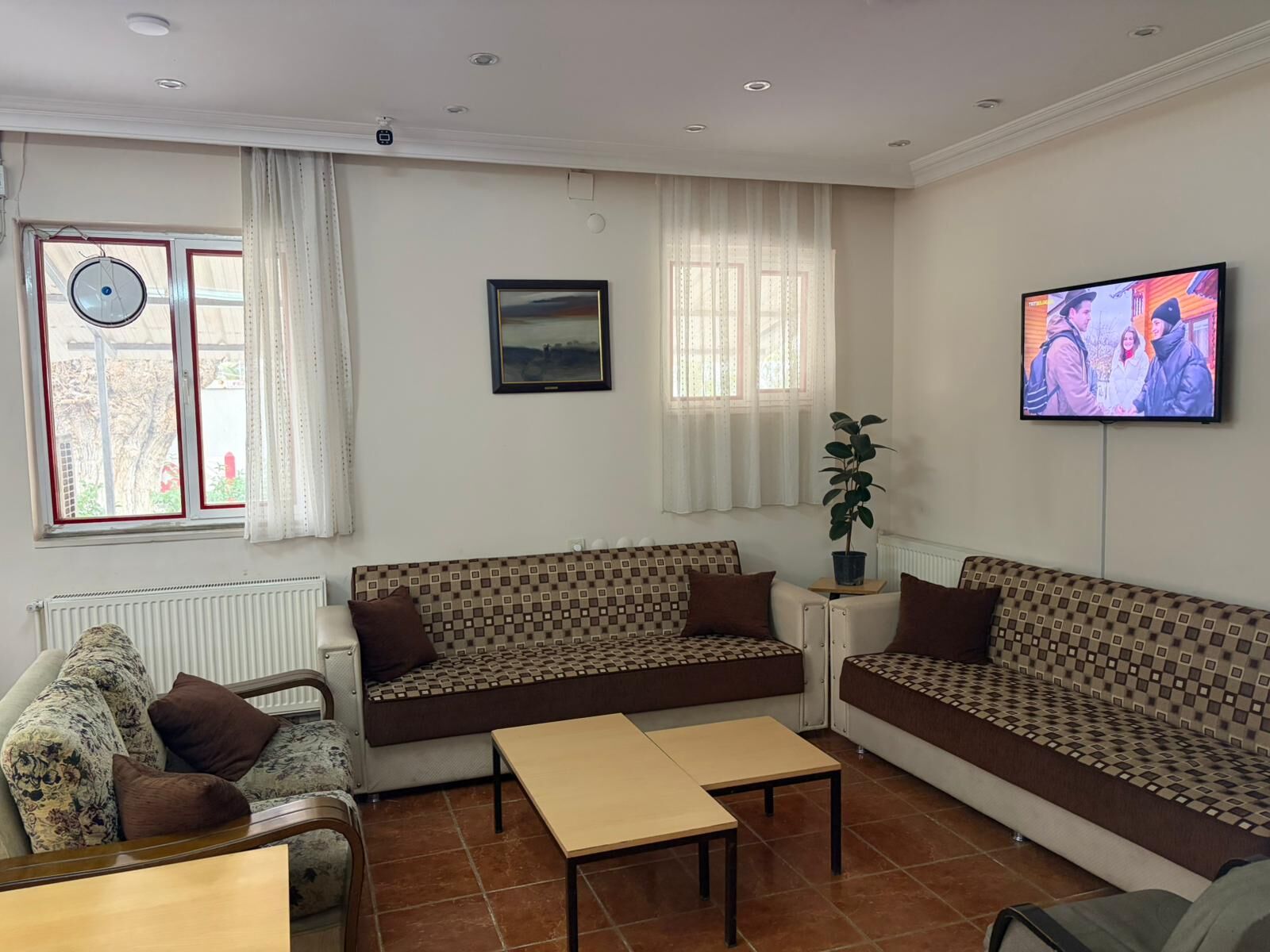 Kocarlidaki Ogretmenevinden Okullara Tasimali Yemek Hizmeti Gunluk 2 Bin 500 Ogrenciye Yemek Saglaniyor 639856 3E6Dad9904D81F47D3Ff04B71C6D8324