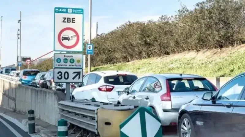 Trafik Levhasi R