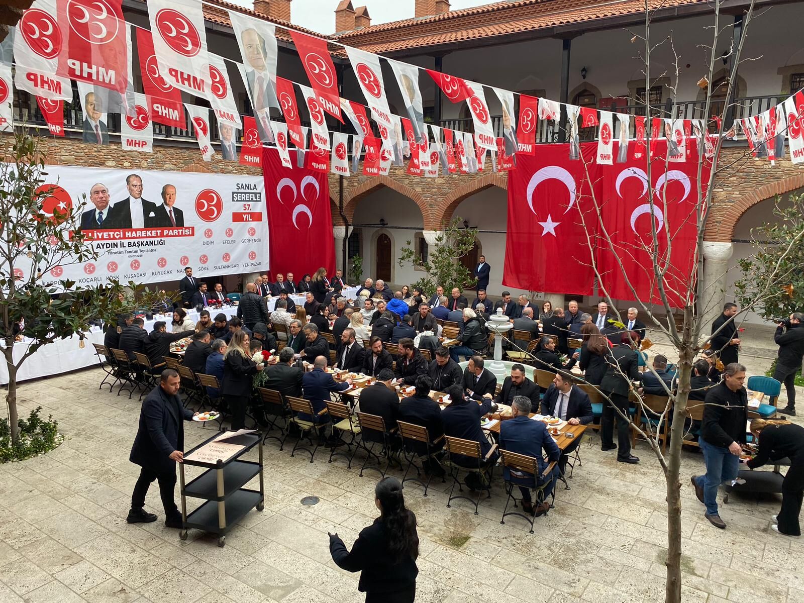 MHP Aydın il yönetimi tanıtıldı: “Derdimiz davamız Aydın”