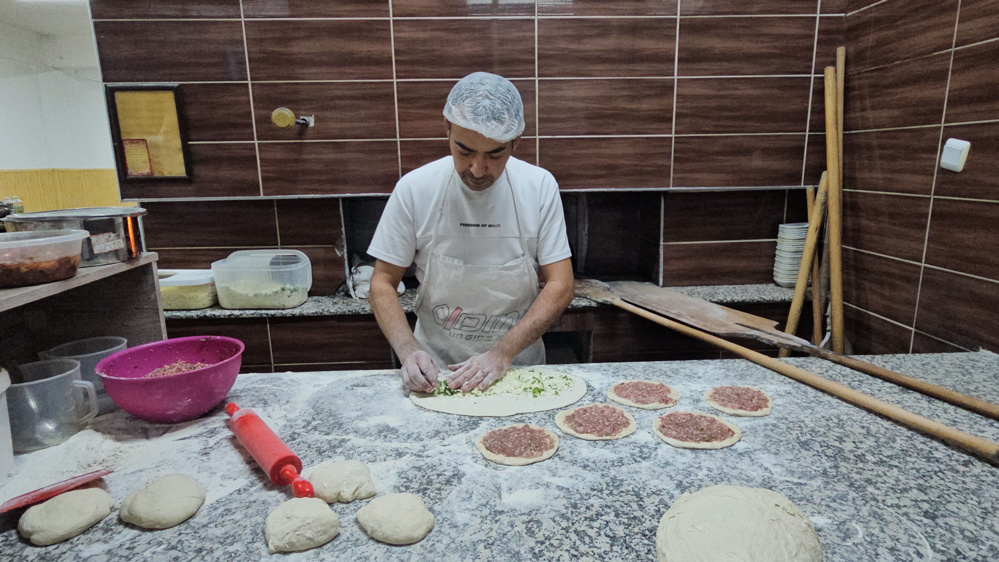 Yenipazar pideleri lezzetiyle damak çatlatıyor