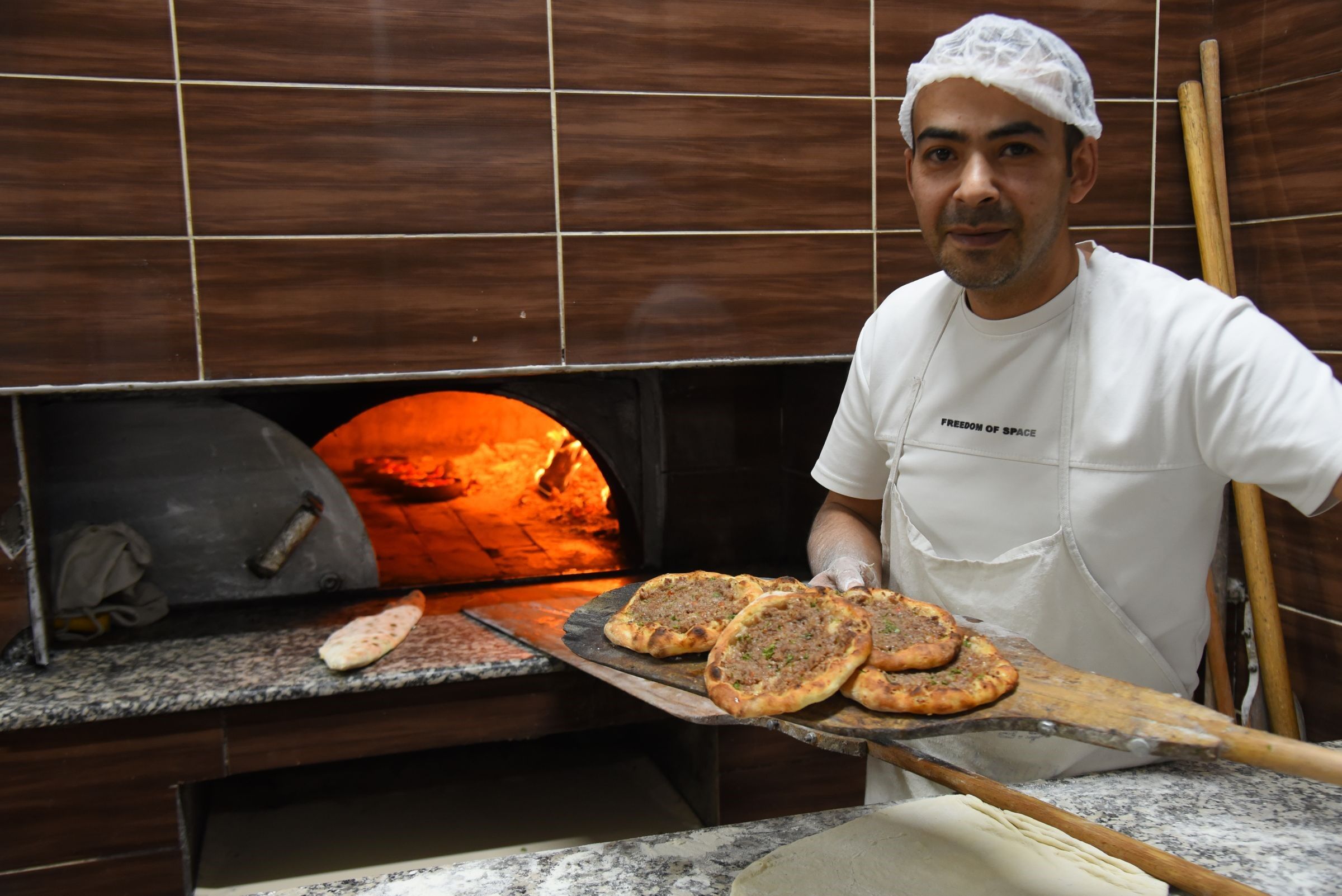 Yenipazar pideleri lezzetiyle damak çatlatıyor