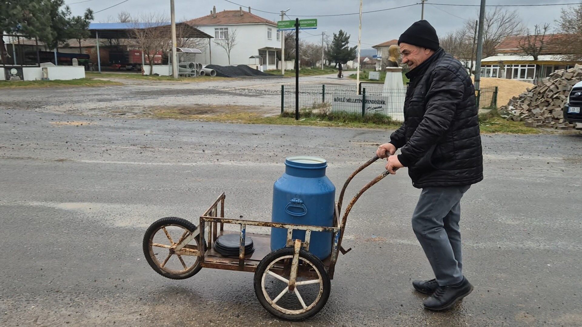 Kimsenin gitmek istemediği köy: Muhtar büyük sorunu anlatıp isyan etti