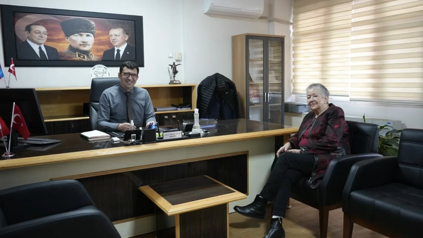 Adu Hastanesine Ic Isitan Bagis Yeni Dogan Bebeklere 80 El Ormesi Yelek 648544 7F133980158Ee5176Dea70646F78F8Af