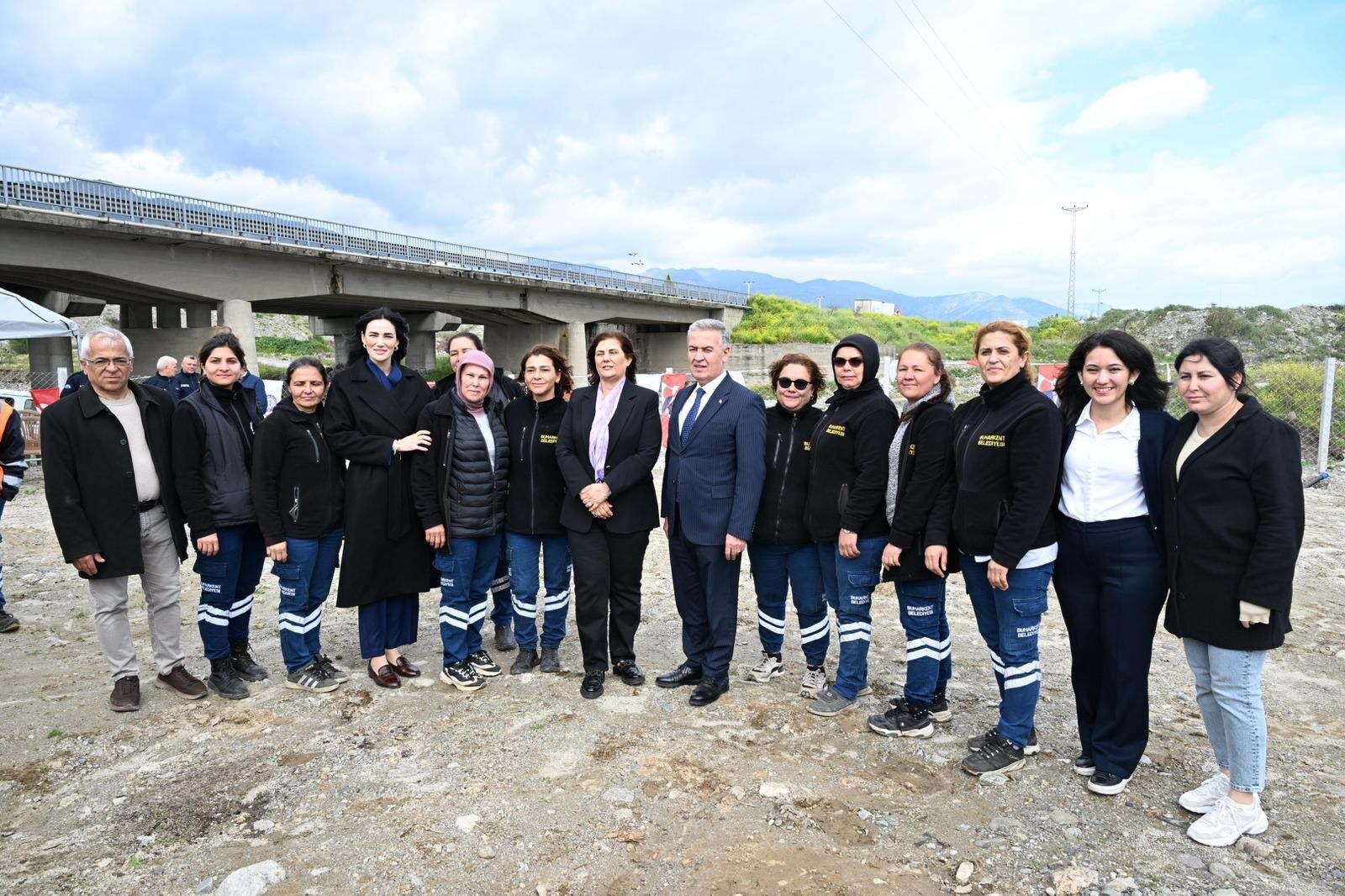 Aydın İnciri’ne büyük destek: Buharkent’te ilek bahçeleri açıldı