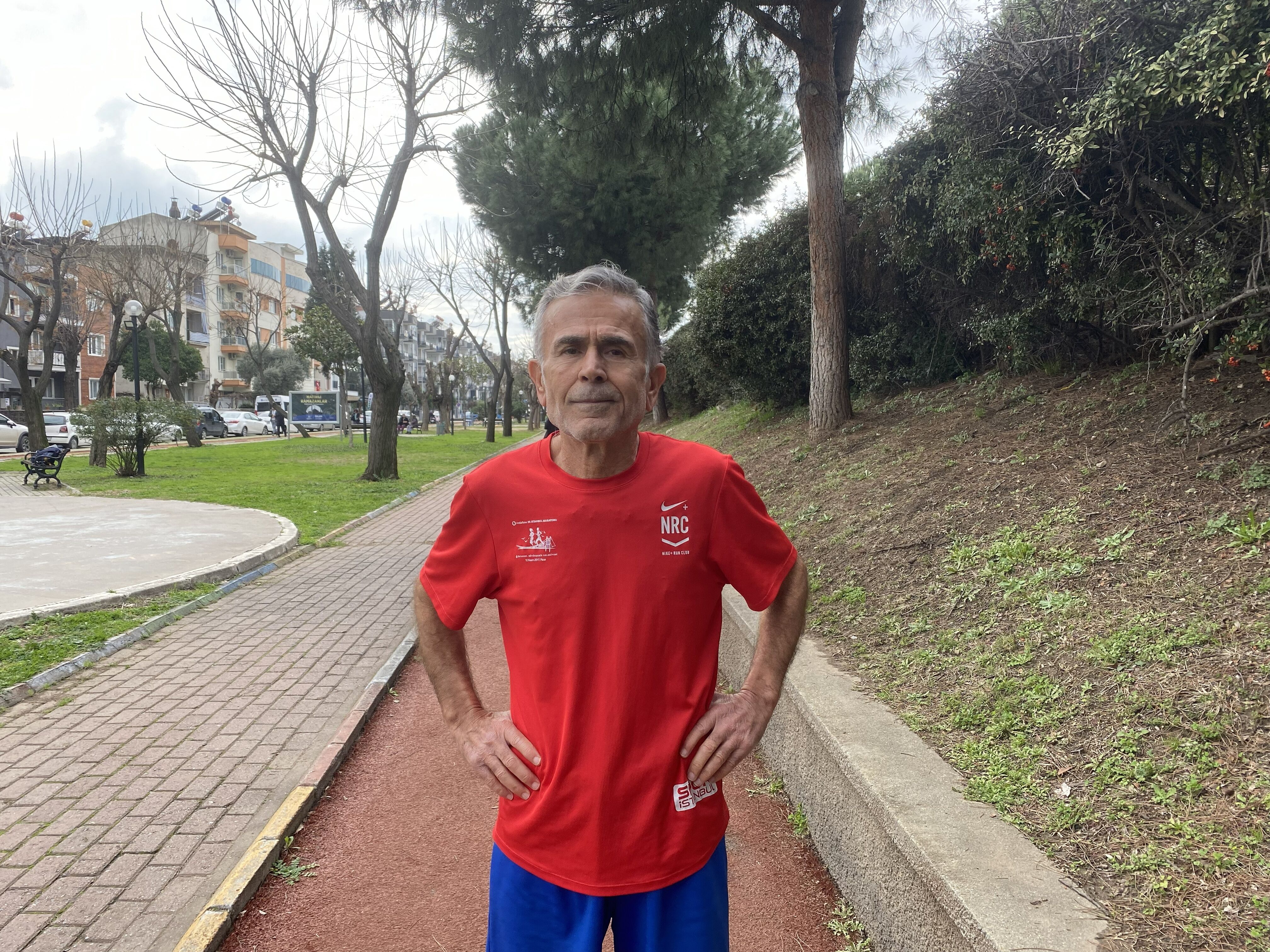 Aydın’da 75 yaşındaki maraton koşucusu Hedef’e konuştu: “90 yaşına geldiğimde de koşmak istiyorum”
