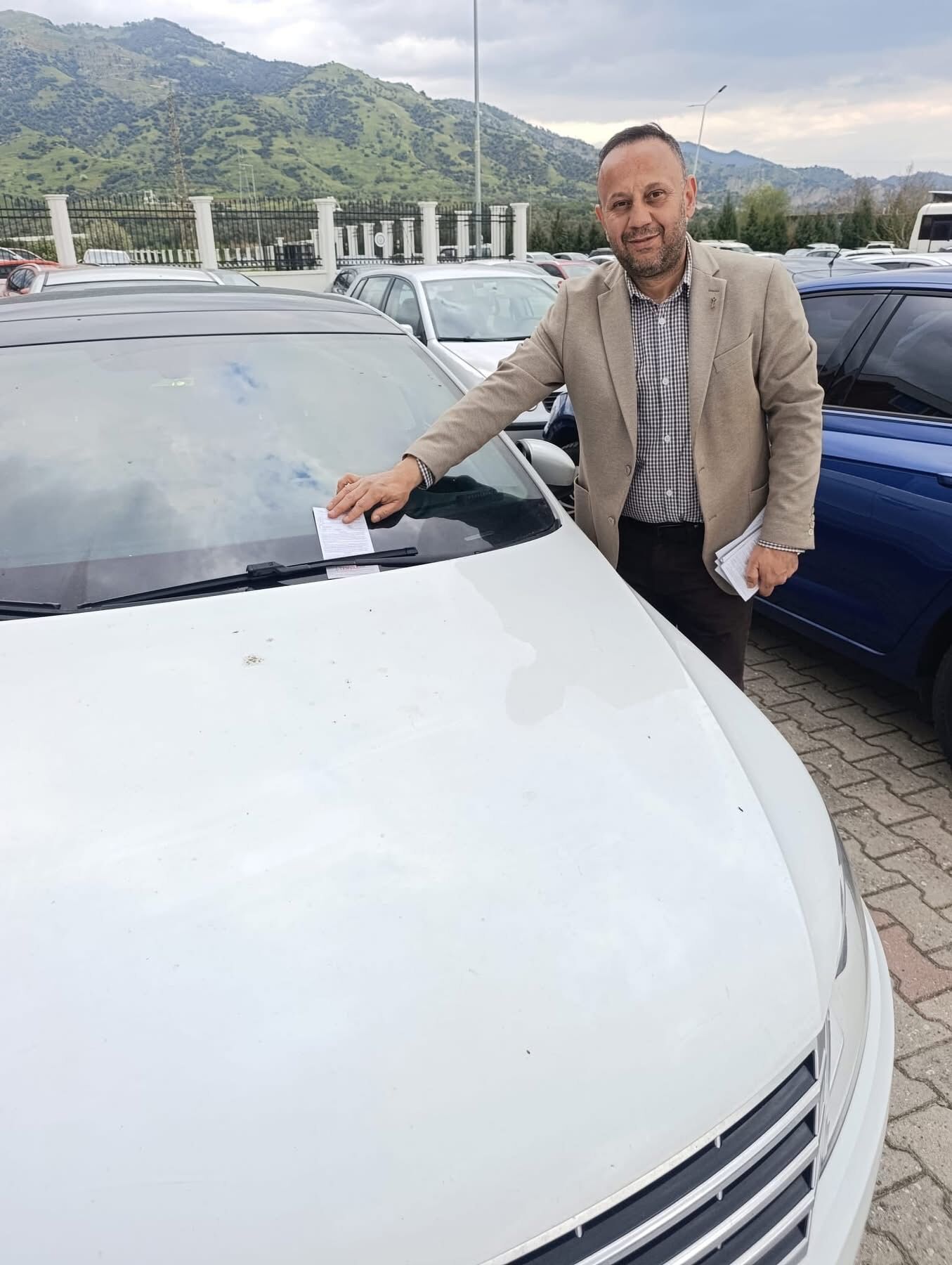 Aydinda Arac Sileceklerinde Gorenler Sasirdi A Partiden Suruculere Unutulmaz Farkindalik 650564 2D9Aa2F206E2F65Cd5Ddf6E46C1E2917