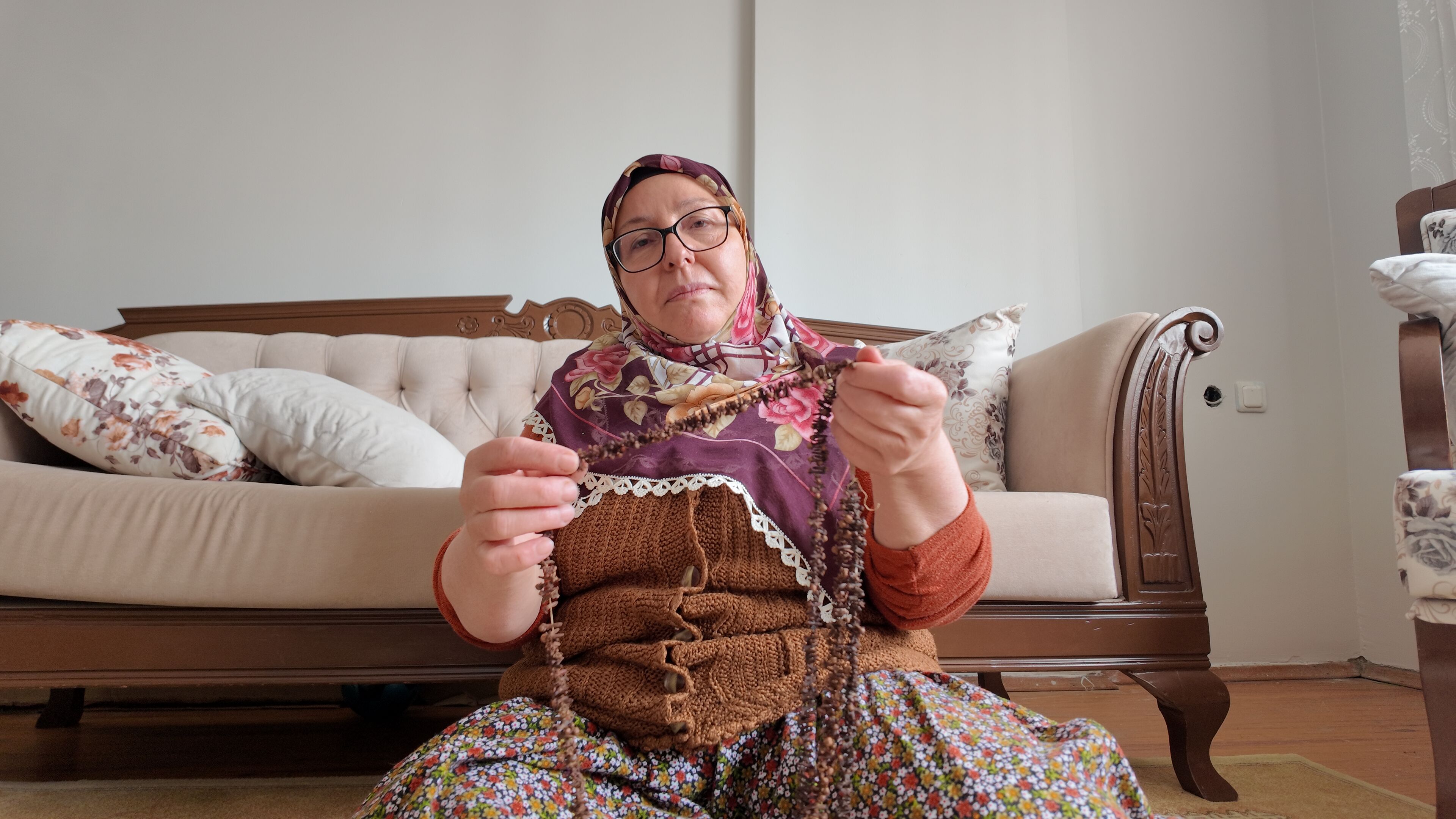 Aydinda Karanfil Kolye Gelenegi Yayginlasmaya Basladi Karanfil Kokusu Gelinlerin Yeni Gozdesi Oldu 649967 214627987D494655Ce1Ce8C49Db8D902