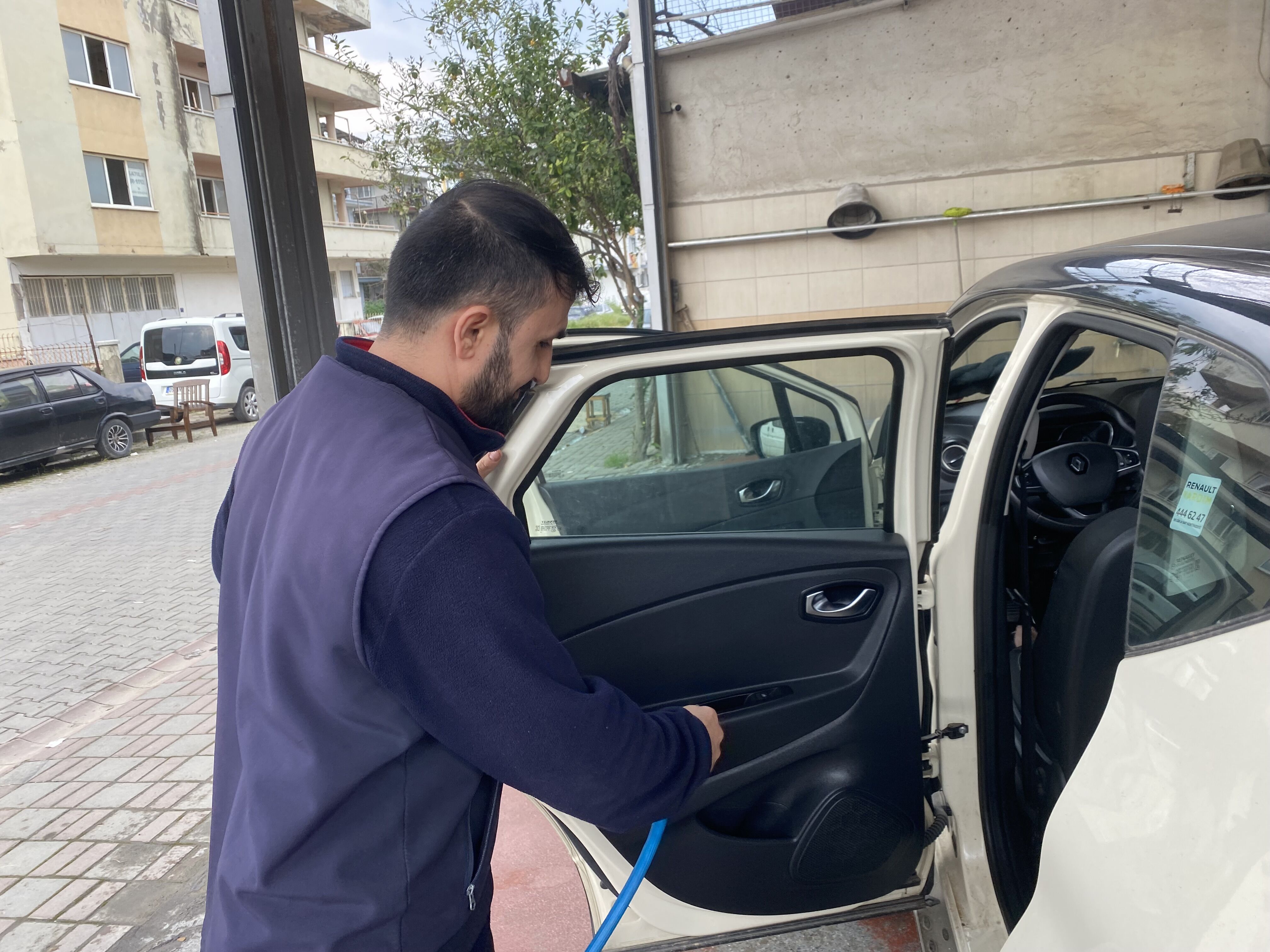 Aydindaki Oto Yikama Fiyatlarinda Kedi Kopek Tarifesi Tuy Sorunu Yikama Ucretlerini Ikiye Katladi 649978 5983C97Ffb4Fa40Dd13F0B5563Cd8175