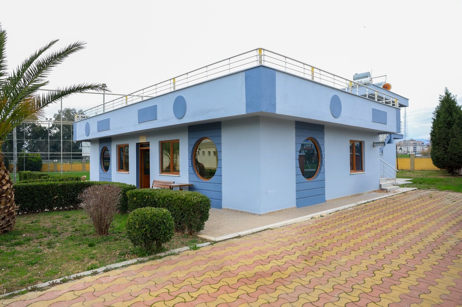 Başkan Anıl Yetişkin kente bir tesis daha kazandırdı: Çeştepe Halı Saha açıldı