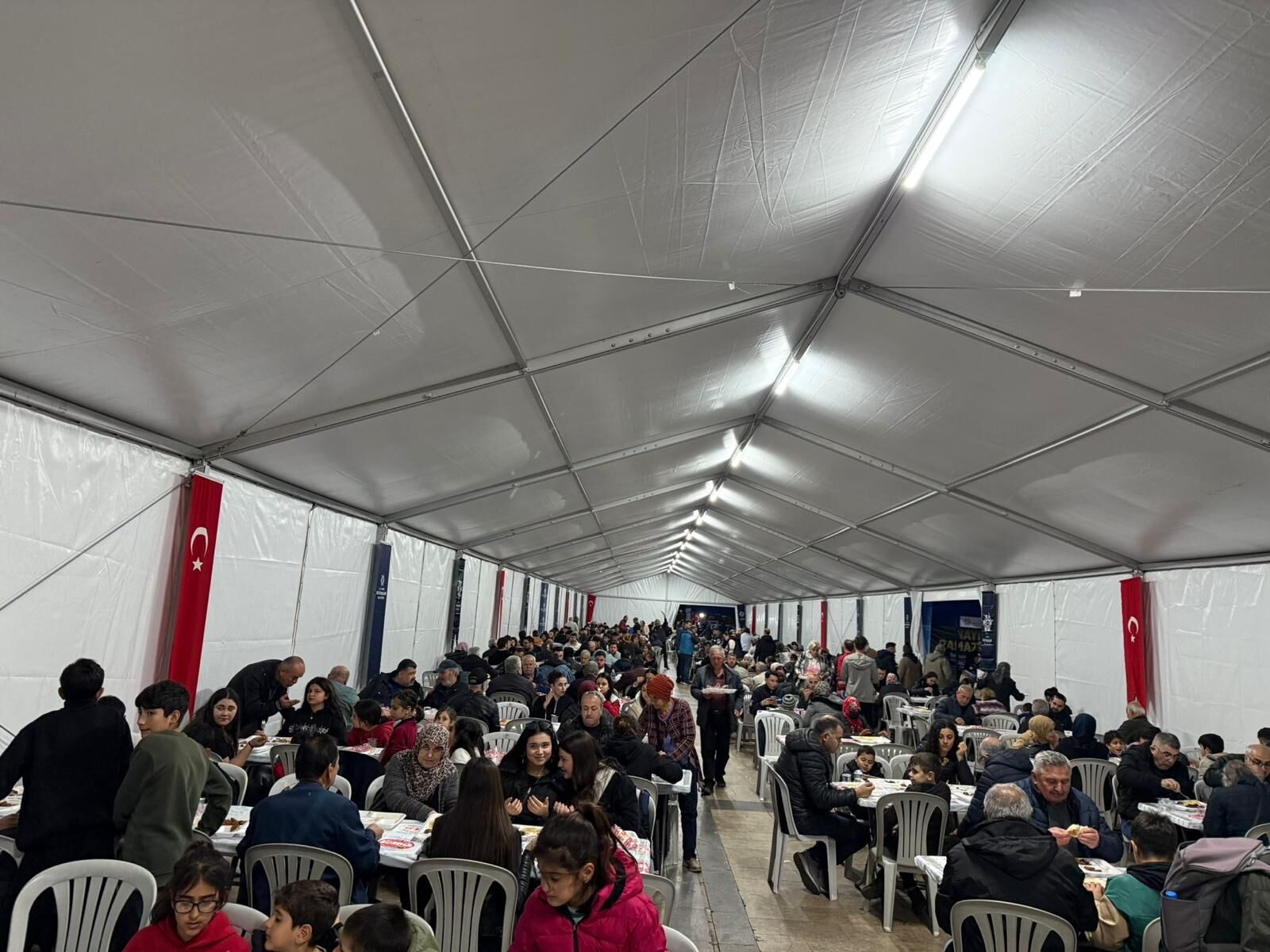 Baskan Cercioglu Her Gun Binlerce Vatandasi Iftar Sofralarinda Bulusturmaya Devam Ediyor 644933 1415Fcdf2B6834C76D69C9F2638346Aa
