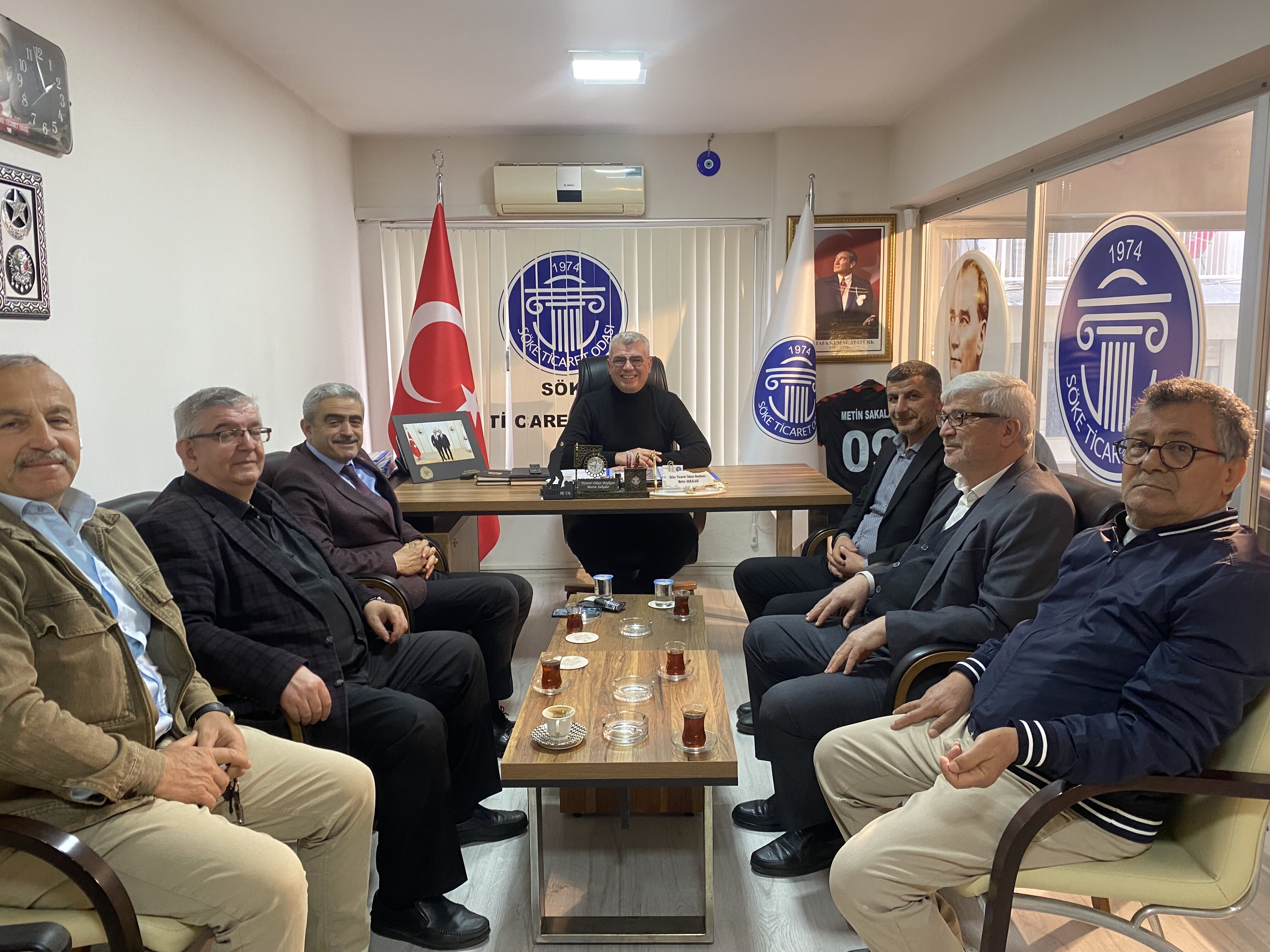 Baskan Sakalar Aliciki Makaminda Agirladi Sokenin Ticari Faaliyetleri Ve Ekonomi Gundemi Masaya Yatirildi 649594 D48Ff768505E375156Feaa012Ea7048E