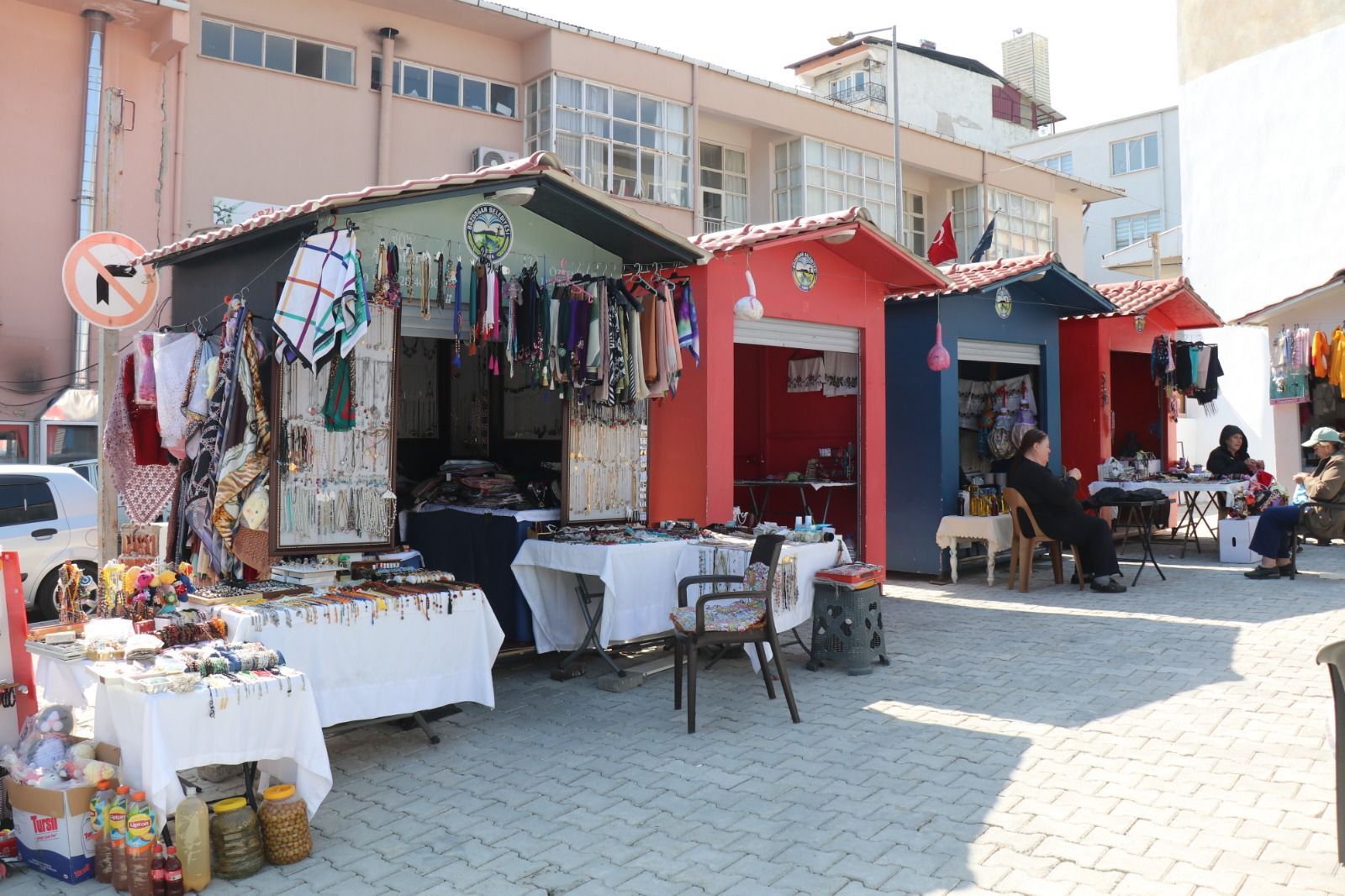 Bozdoganda Atil Alan Kadin Ureticilere Acildi Arazi Sahibi Bosaltilmasini Istedi 644821 16B7Fff34Bbd6D6B18F2F0079Dcbeb83