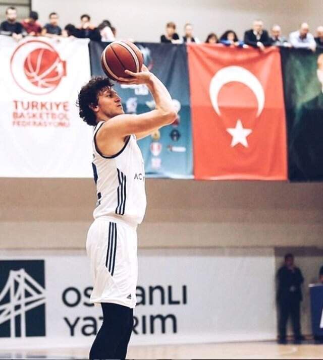 Caner Erdeniz Mesleği Ne