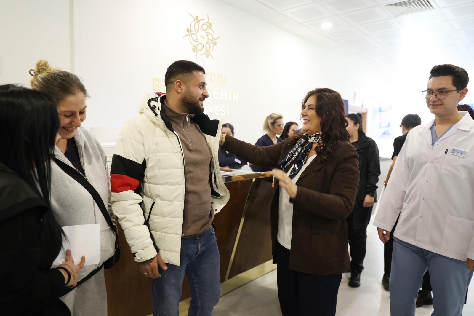 Çerçioğlu’ndan Aydın Ağız ve Diş Sağlığı Polikliniği’ni ziyaret: “Diş tedavisi bizden, gülümsemesi sizden”